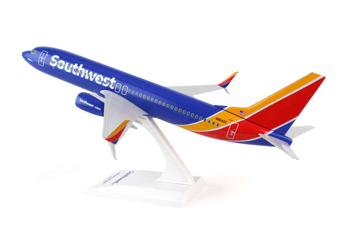 Skymarks New Livery Southwest Heart One Boeing 737-800 1/130 Scale with Stand 