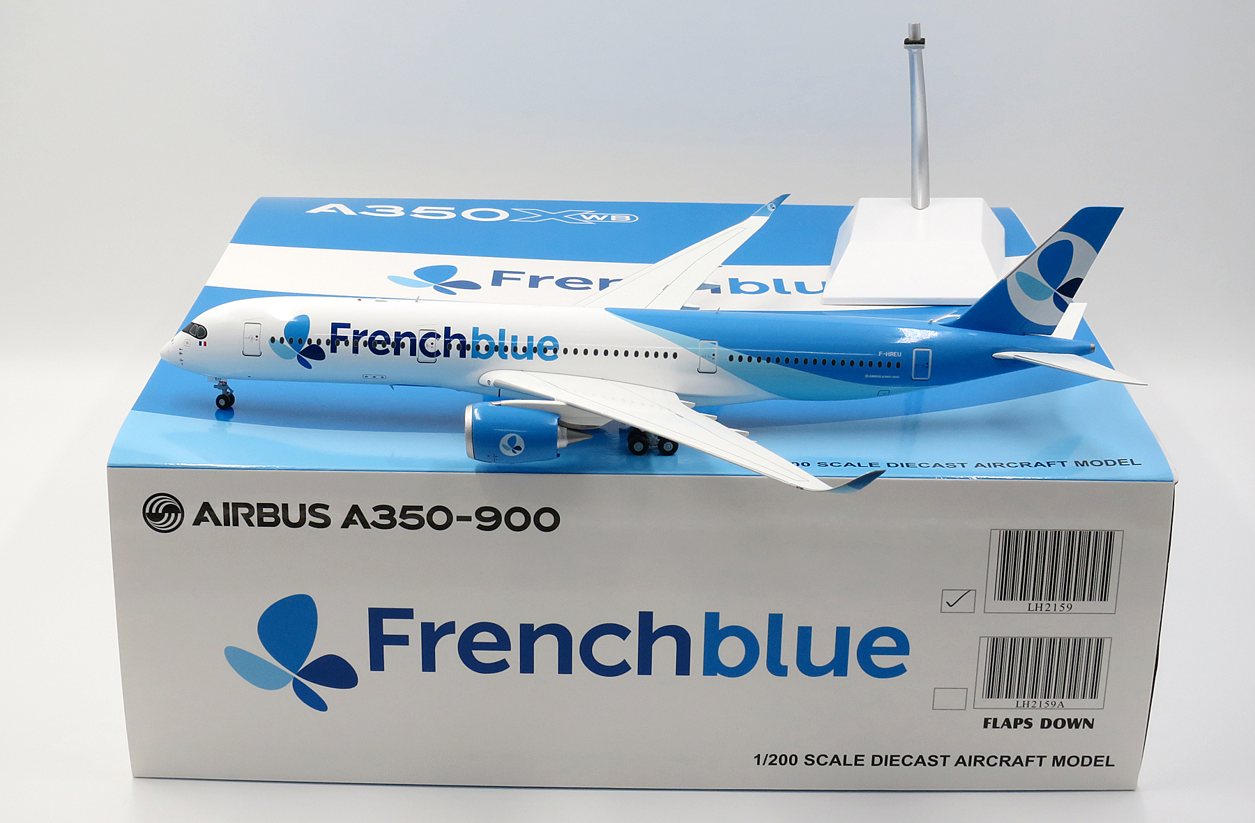 JC Wings 1:200 LH2159 French Blue Airbus A350-900 Diecast Aircraft Model F-HREU