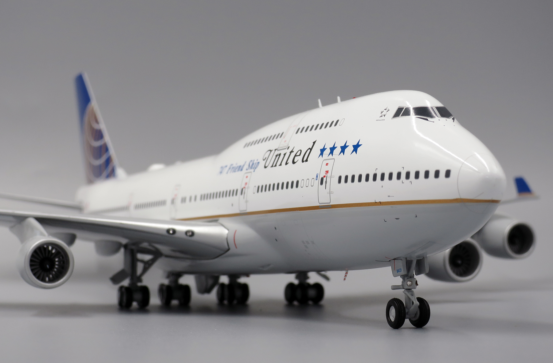 United Boeing 747-400 N121UA Friendship JC Wings JC2UAL204 XX2204 Scale 1:200 