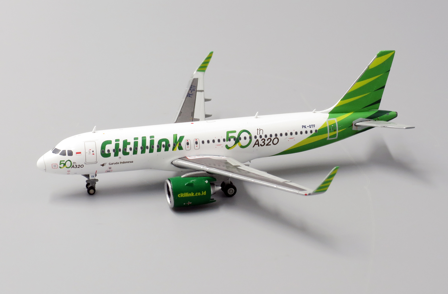 ScaleModelStore.com :: JC Wings 1:400 - LH4074 - Garuda Citilink Airbus ...