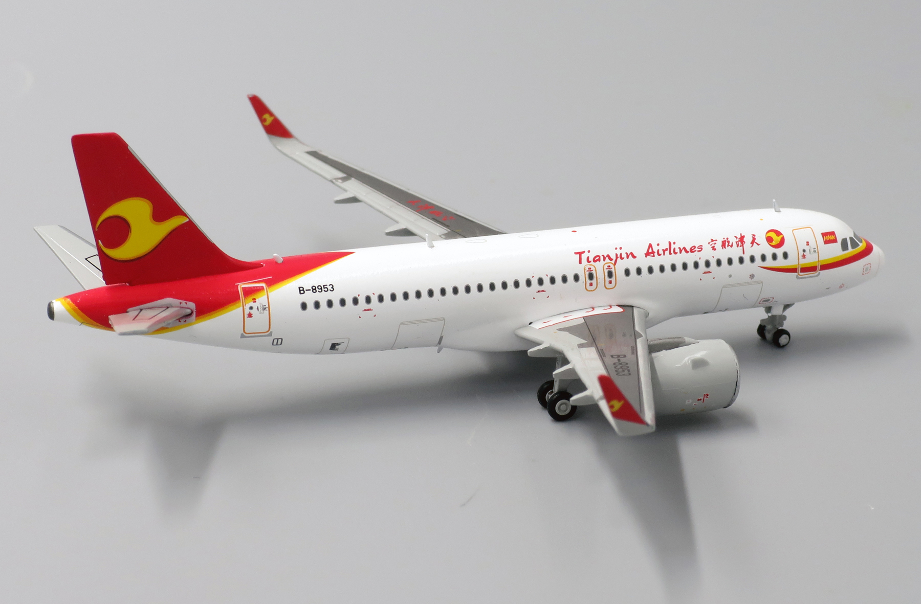 Details about   JCWINGS JCLH4067 1/400 TIANJIN AIRLINES AIRBUS A320NEO REG B-8953 WITH ANTENNA 