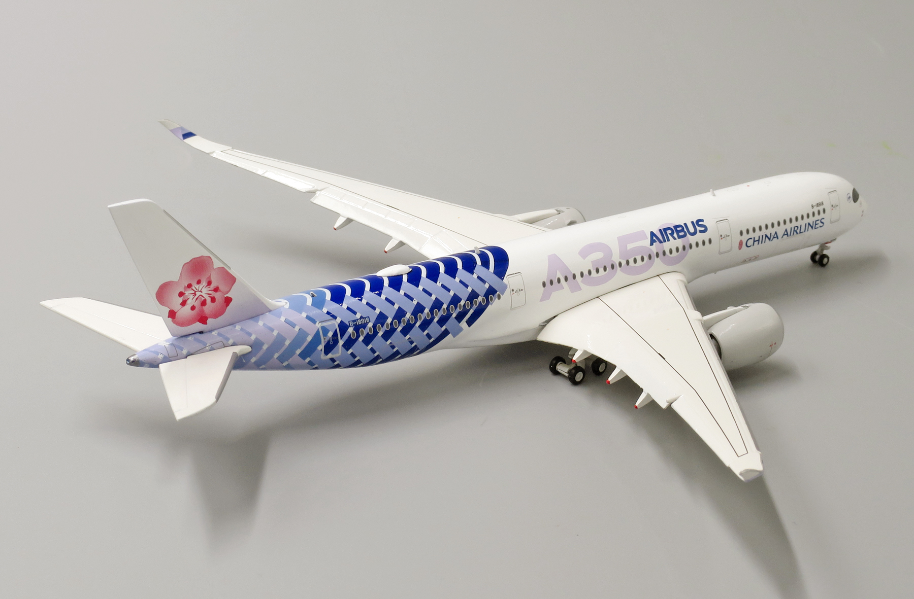 Jc Wings china airlines carbon Fibre livery airbus a350-900xwb xx4032 