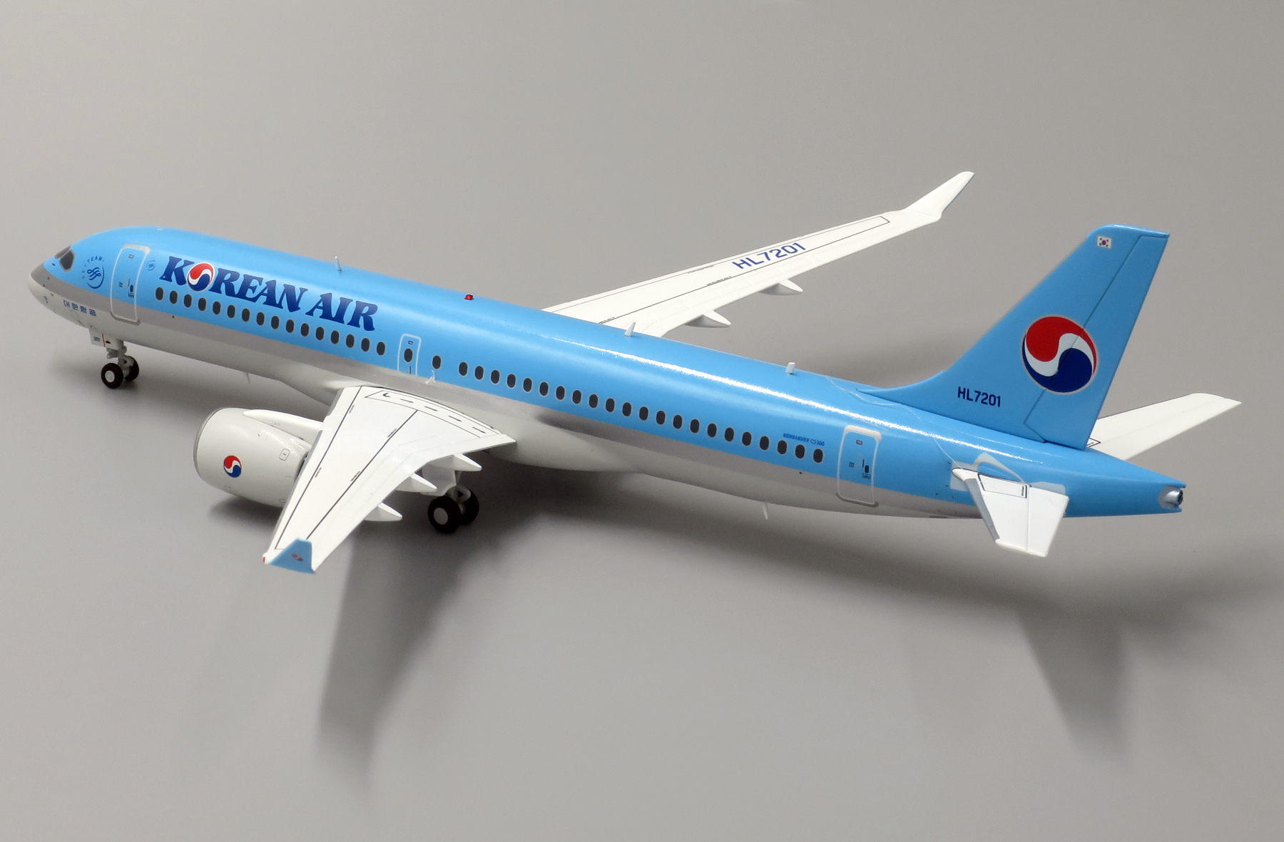 ScaleModelStore.com :: JC Wings 1:200 - EW2CS3001 - Korean Air 