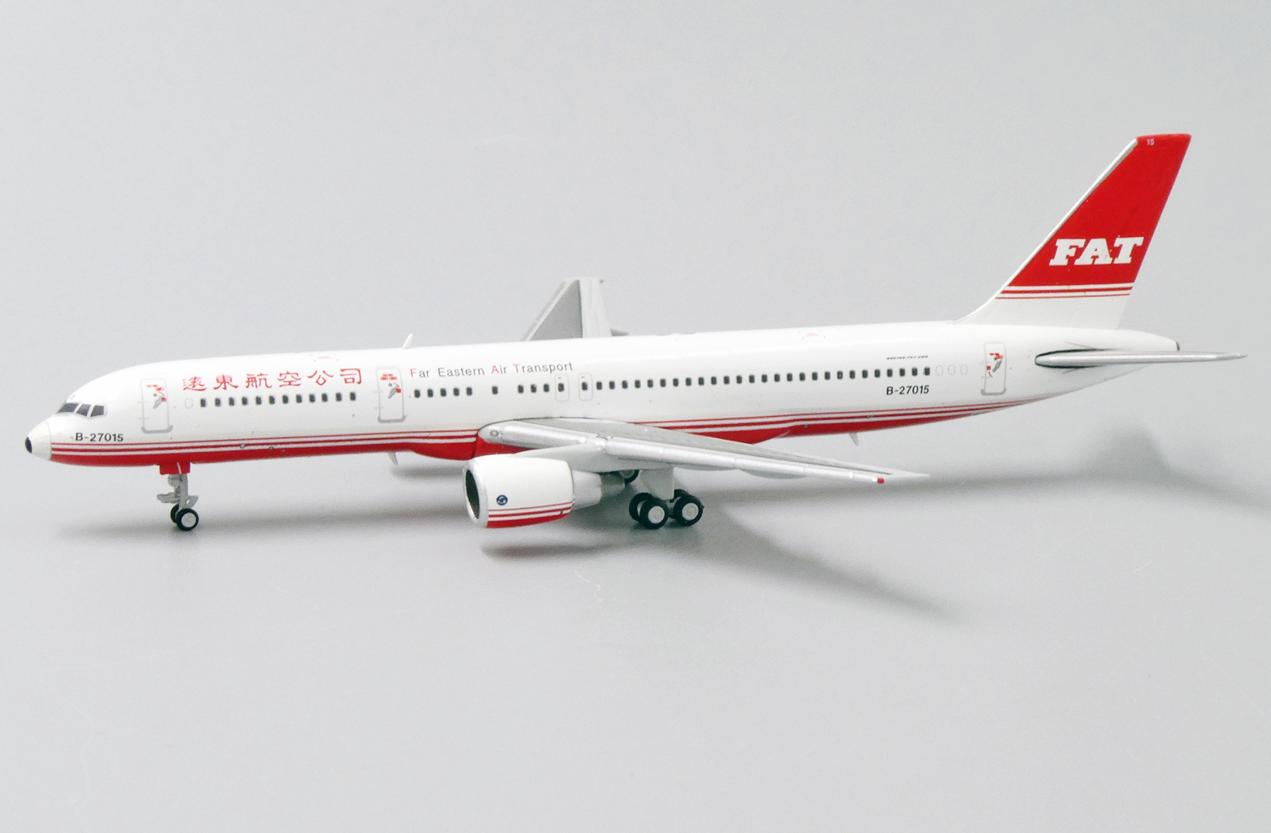 Far eastern. Боинг 757 400. Nordwind Боинг 757-200. Minicraft 14505 Boeing 757-200. JC Wings 1:200 Boeing 757-200 House lh2109.