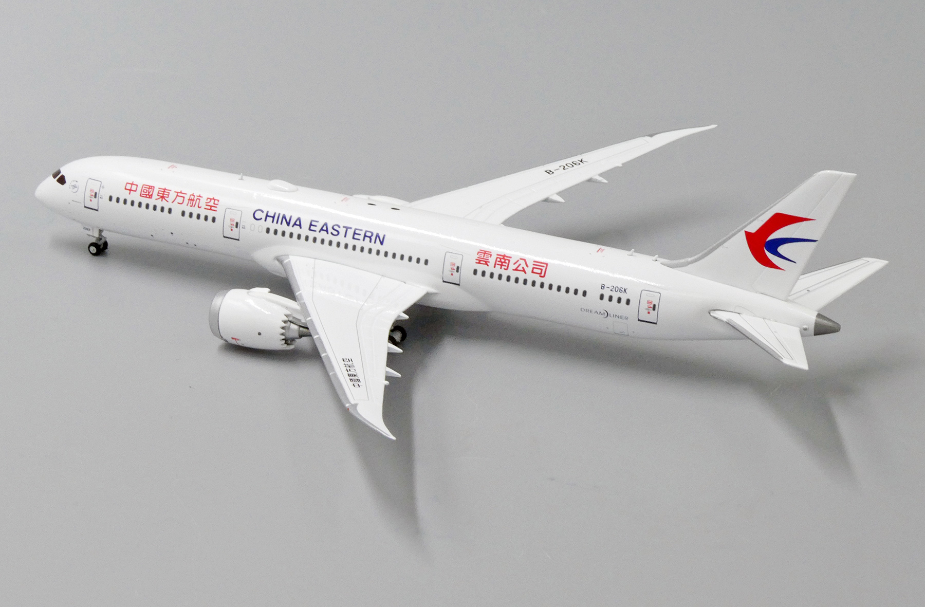 Die-Cast Model Plane Details about   NG Model 1:400 China Eastern Boeing 787-9 B-206K 55009 