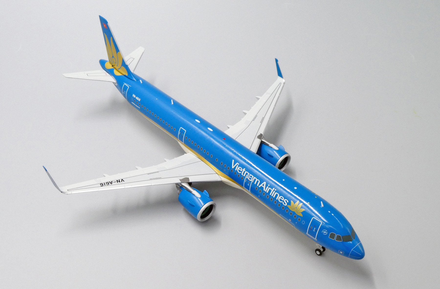 Herpa 537919 – Vietnam Airlines Airbus A321NEO – Échelle 1/500 – Neuf
