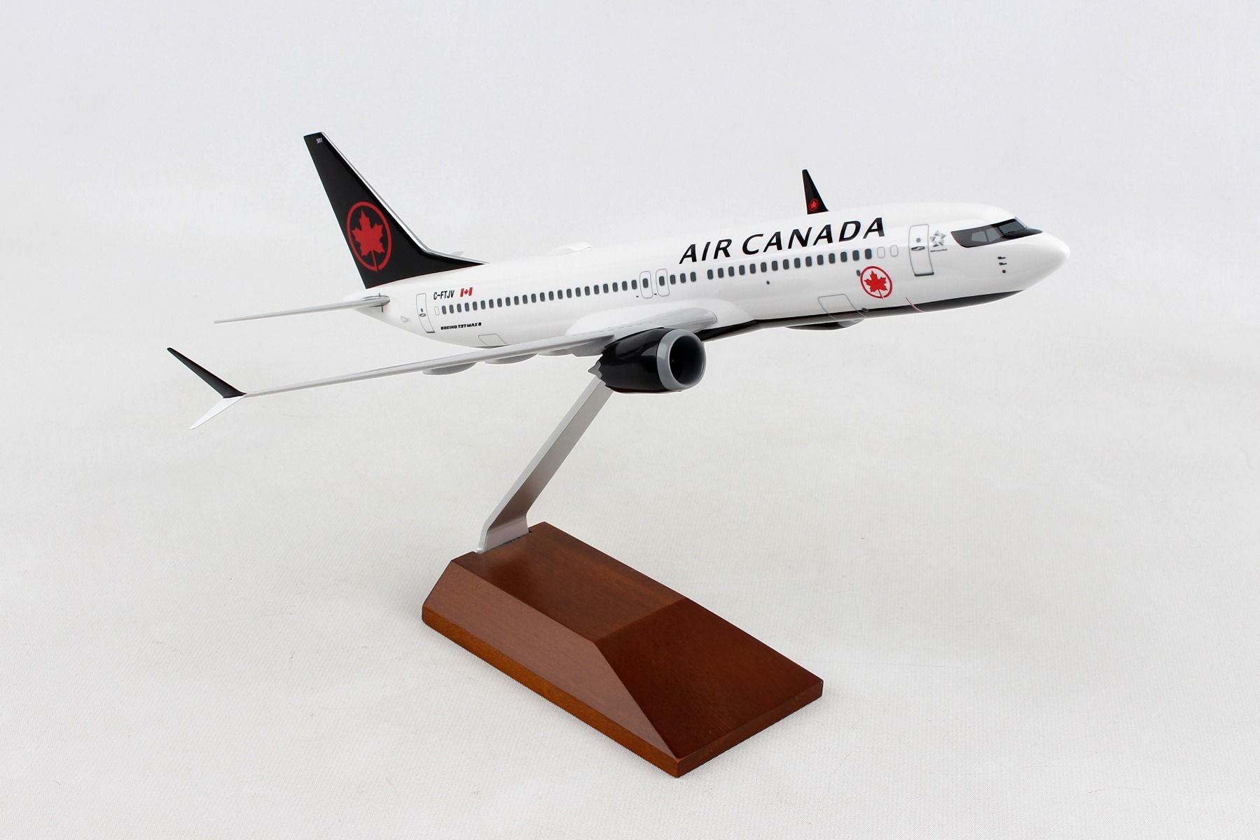 Air canada max 8 shop