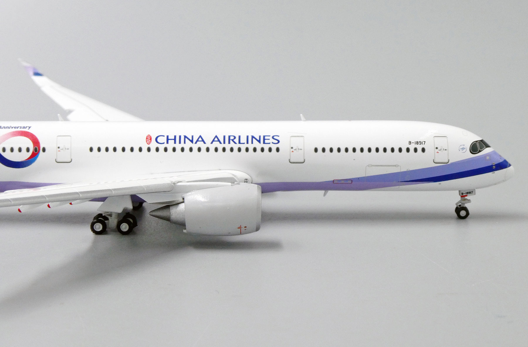 B-18917 Jcwings JC4168A 1/400 China Airlines A350 60TH Anv Klappe Unten Reg 