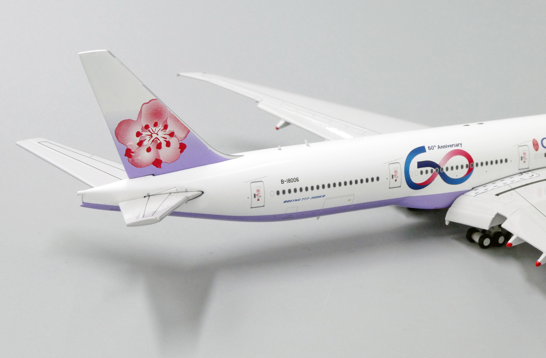 XX4178 Model Plane JC Wings 1:400 China Airlines Boeing 777-300ER B-18006 
