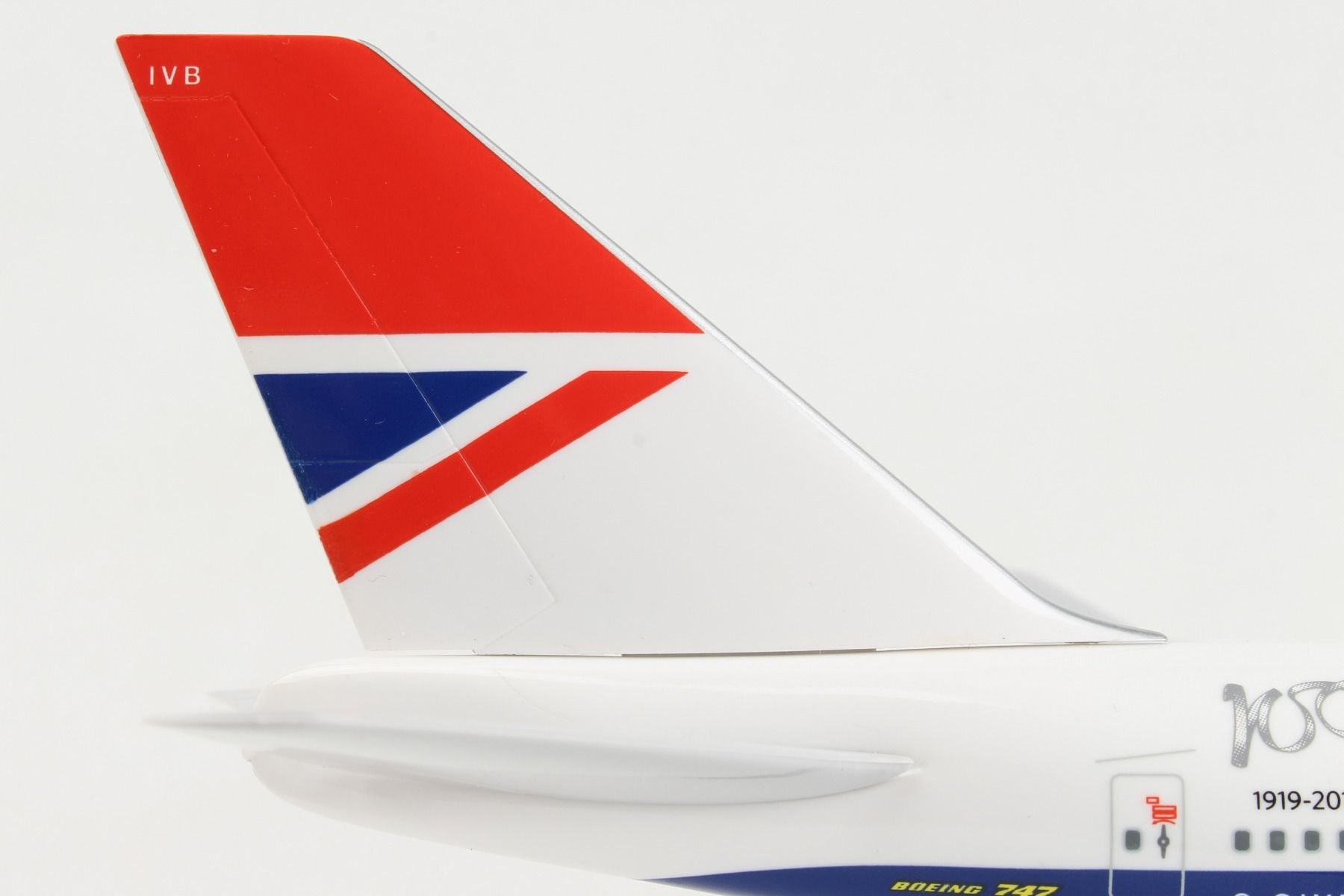 SKYMARKS BRITISH Boeing 747-400 1/200 W/GEAR NEGUS SKR1037 