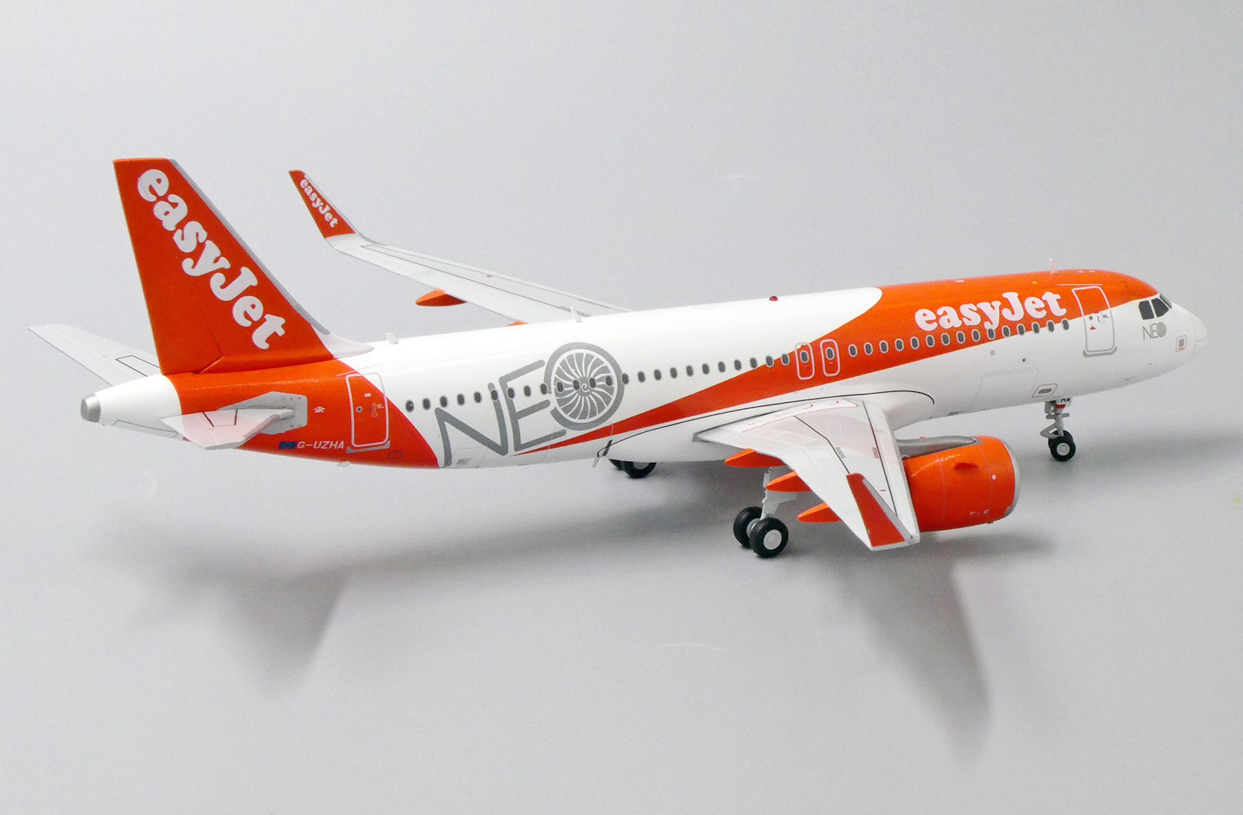 JC Wings 1200 EW232N001 EasyJet Airbus A320neo