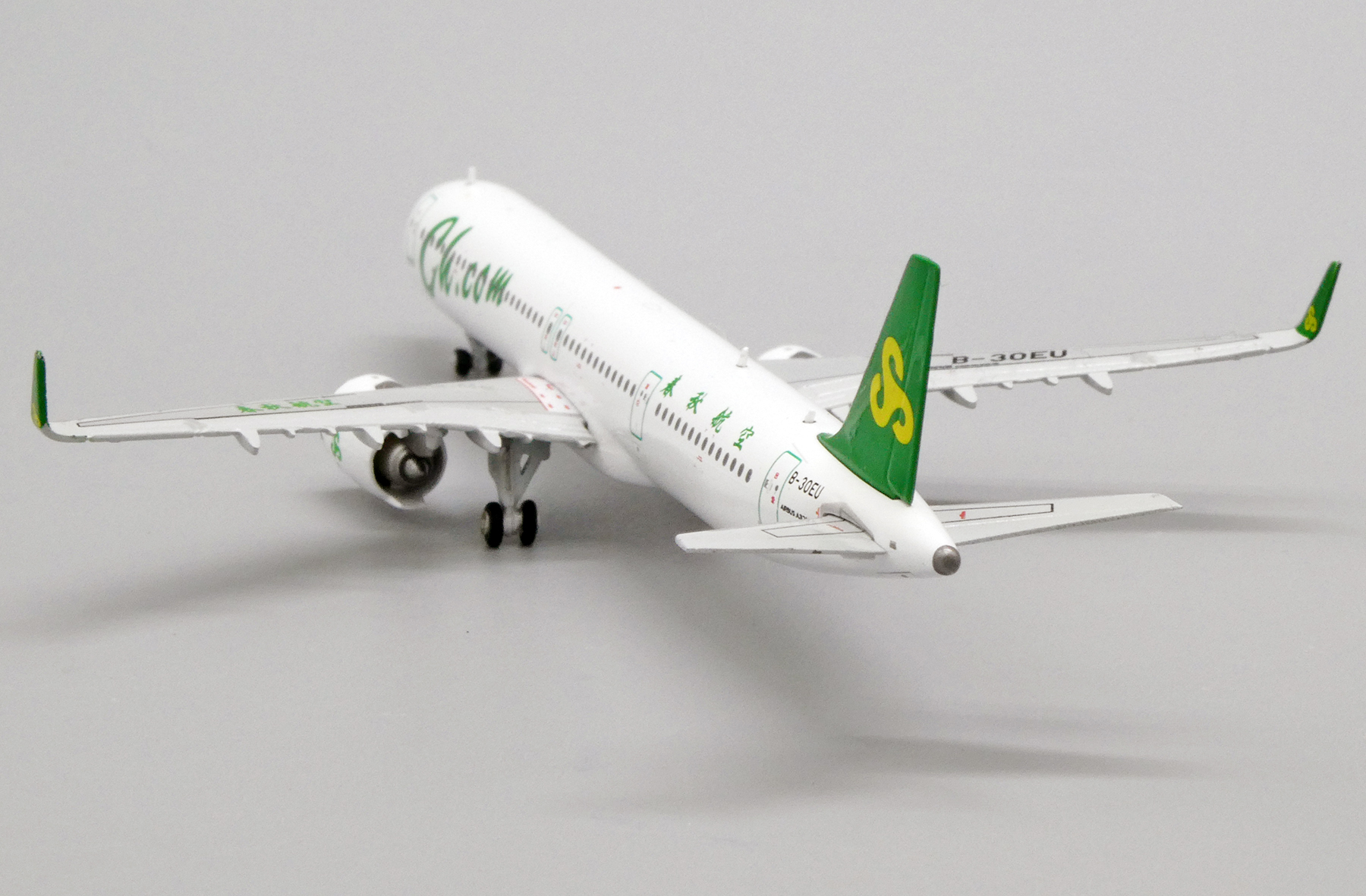 Details about   JC WINGS JC4438 1/400 Spring Airlines Airbus A321NEO Reg B-30EU With Antenna 