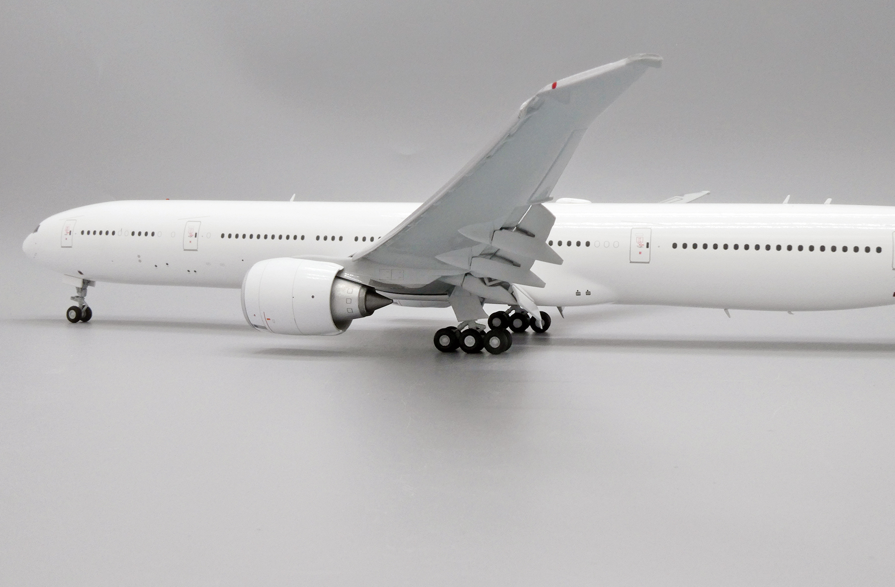 Купить Модель Самолета Boeing 777 300er