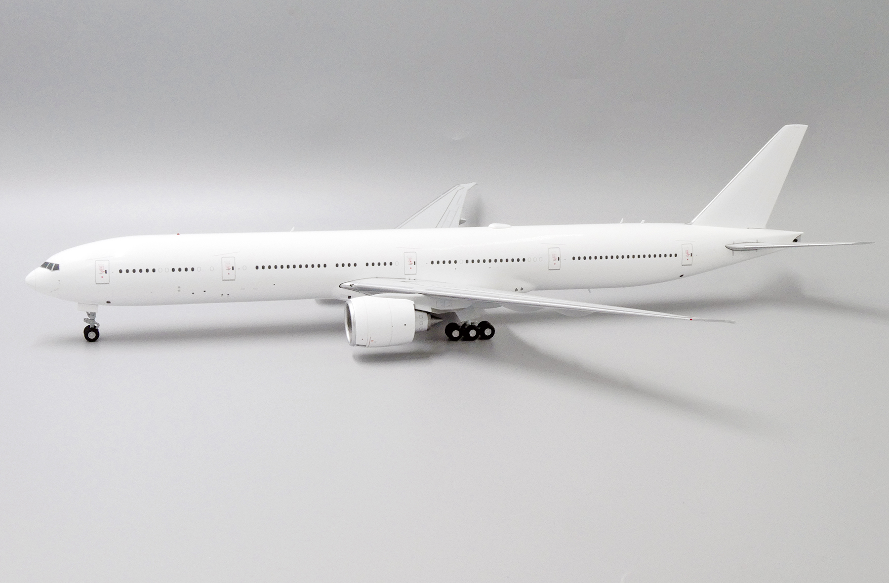 ScaleModelStore.com :: JC Wings 1:200 - XX2128 - Blank Boeing 777 