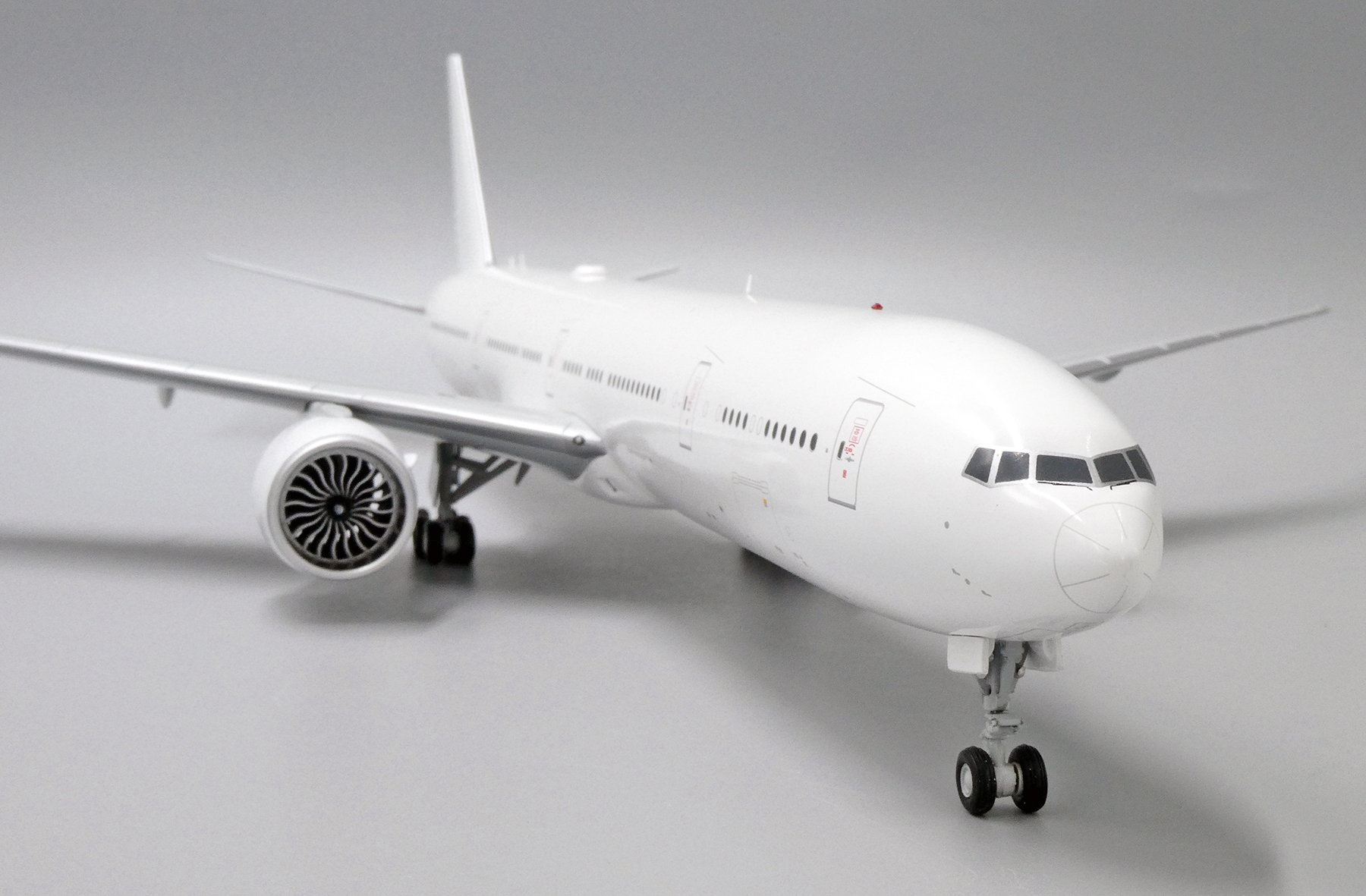 ScaleModelStore.com :: JC Wings 1:200 - XX2128 - Blank Boeing 777 