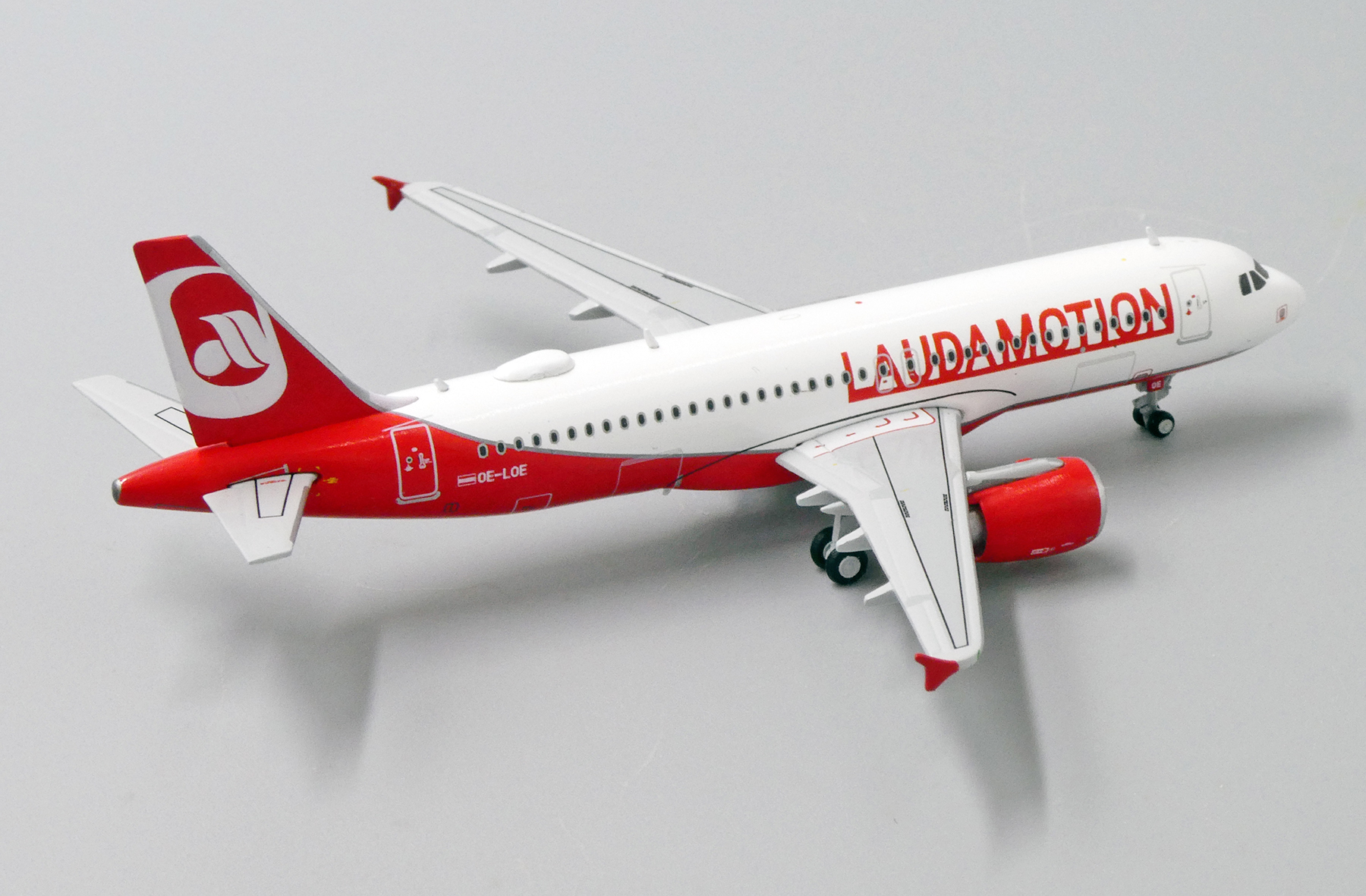 Oe-Loe Mit Antenne Jcwings JCLH4100 1/400 Laudamotion Airbus A320 Reg 
