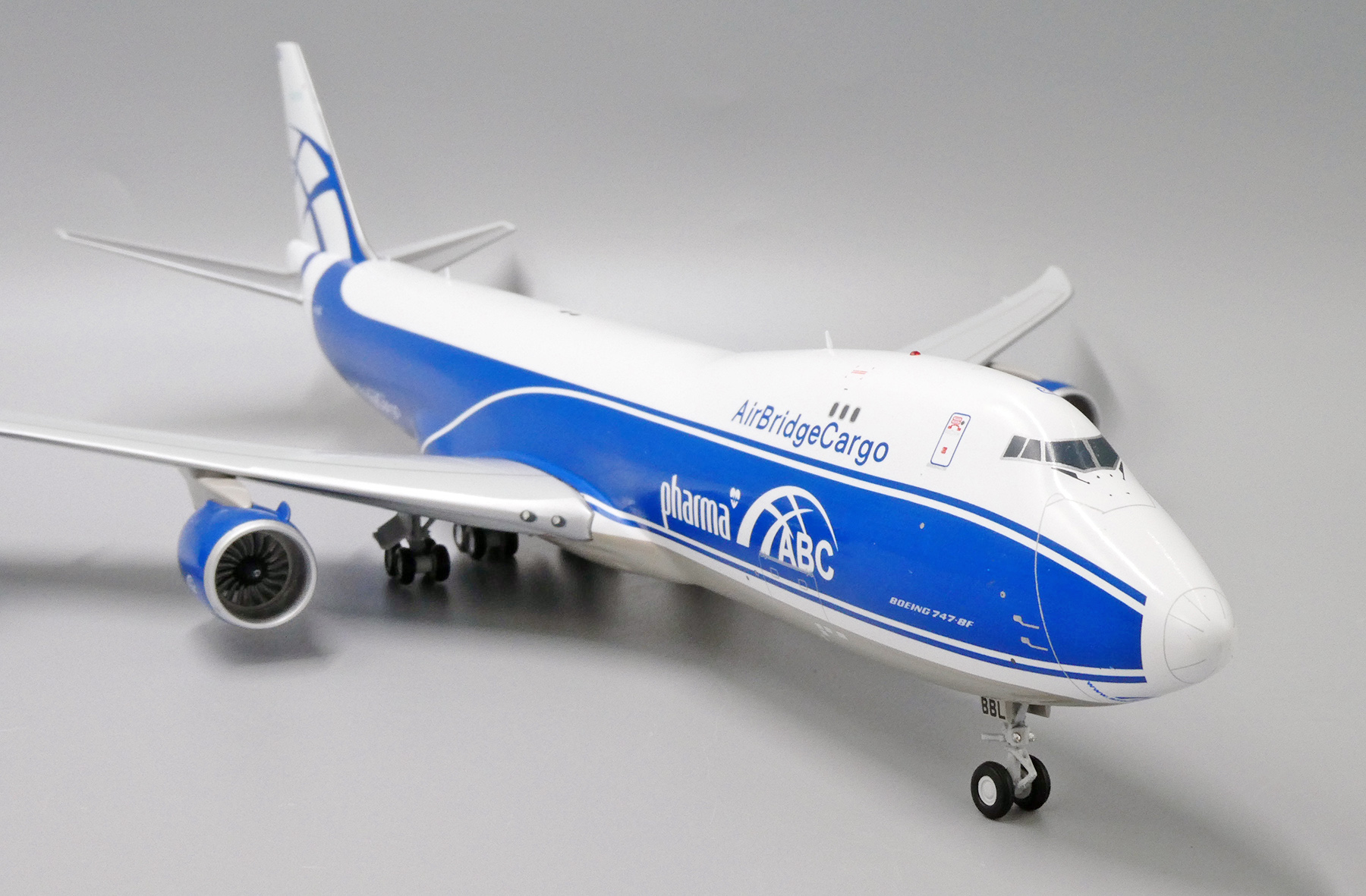 大注目 Jcwings エアブリッジカーゴ 1/200 VP-BBL 747-8F - 模型、プラモデル - reachahand.org