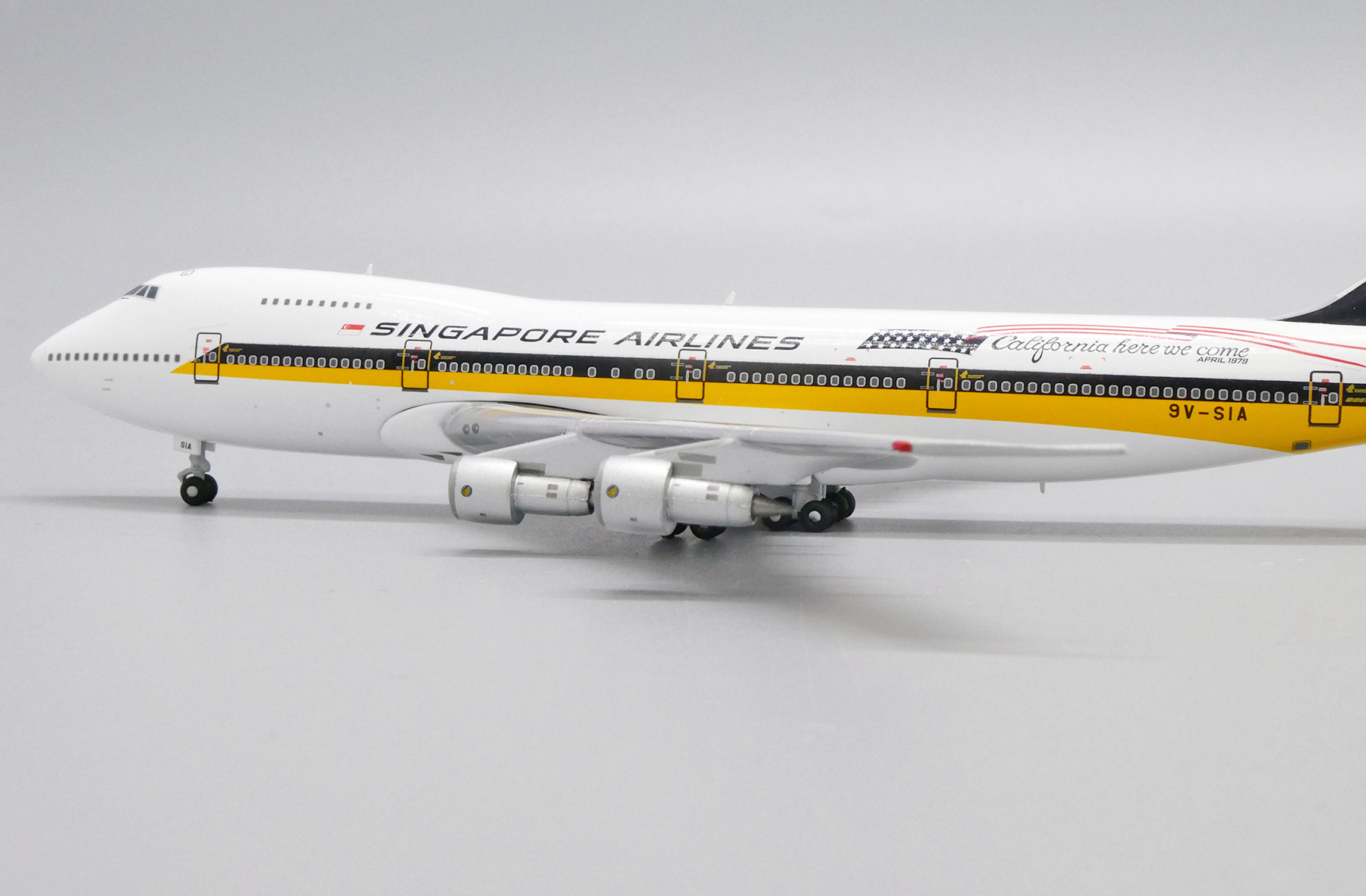 ScaleModelStore.com :: JC Wings 1:400 - EW4742001 - Singapore