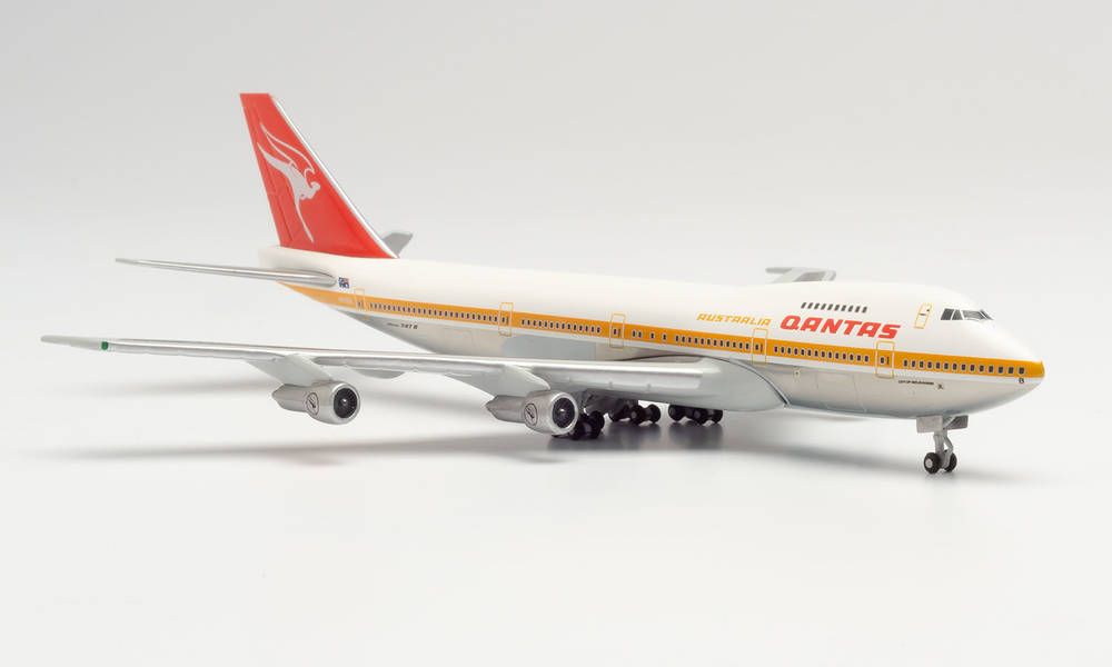 QANTAS Boeing 747-200 Diecast Model Aircraft Herpa 1/500 HE534482 