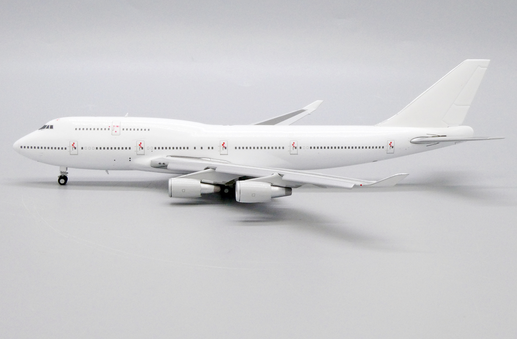 Blank Boeing 747-400