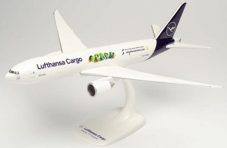 PPC 221249 Lufthansa Cargo B777F reg D-ALFA Snap-fit 1:200 scale model New