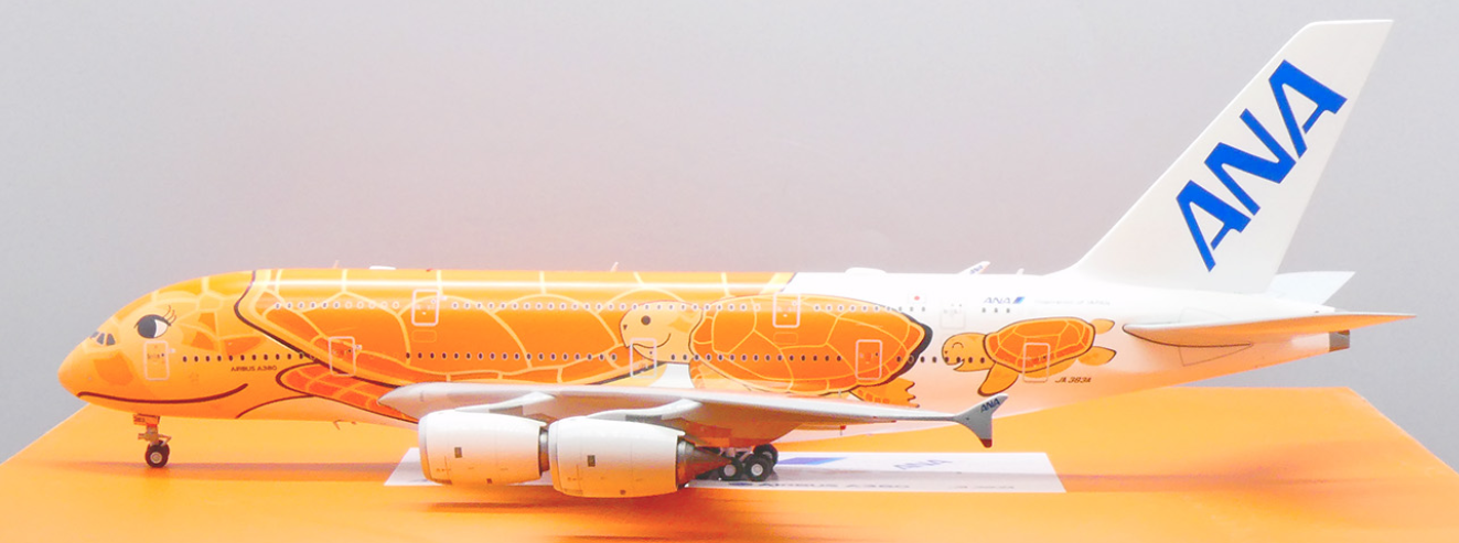 ANA AIRBUS A380 FLYING HONI［Scale 1:200］