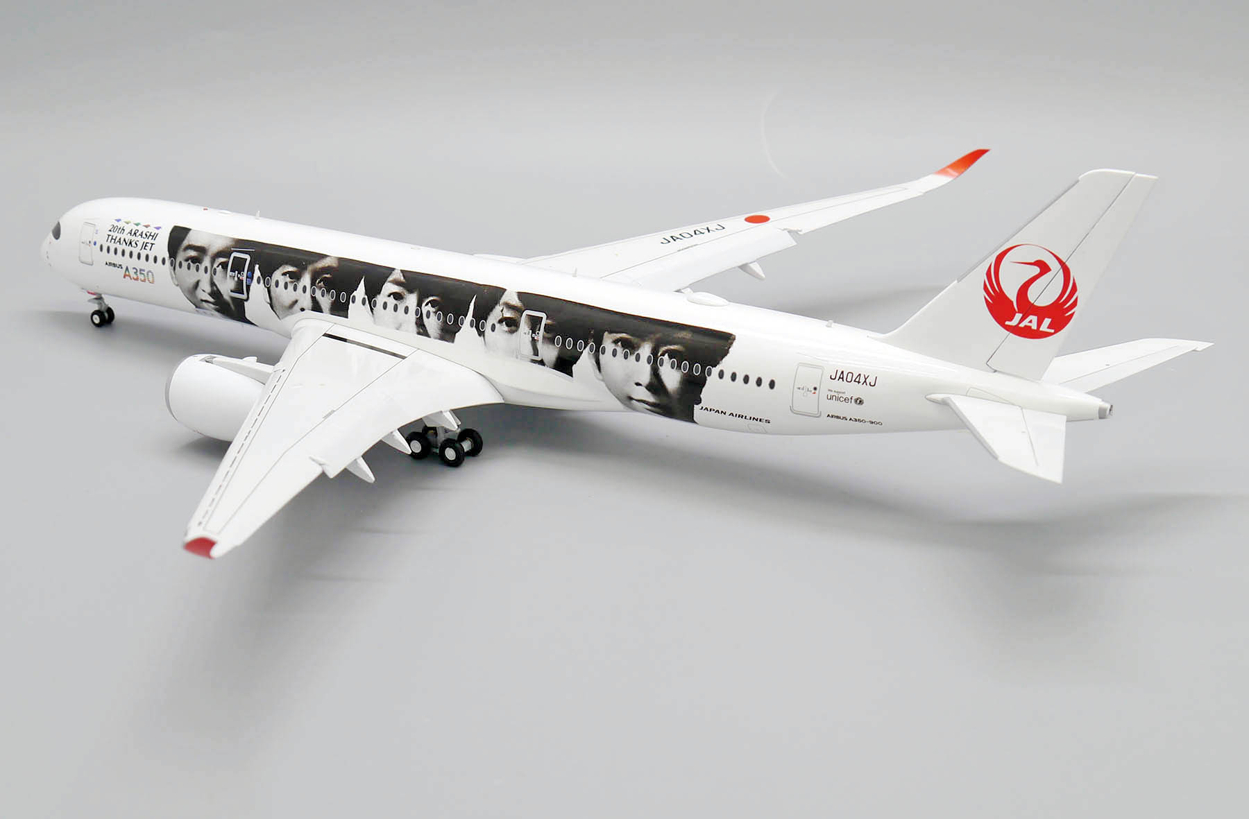 ScaleModelStore.com :: JC Wings 1:200 - EW2359005A - Japan Airlines ...