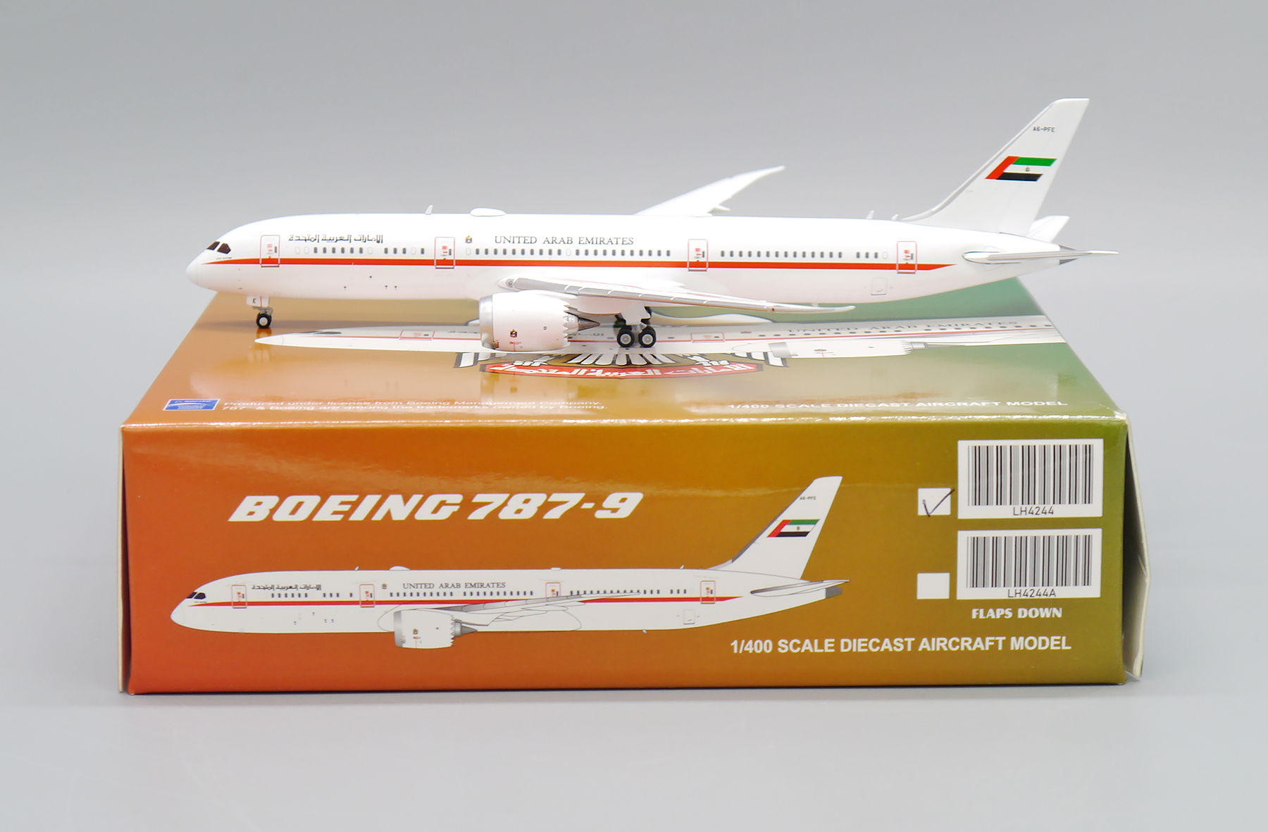 ScaleModelStore.com :: JC Wings 1:400 - LH4244 - UAE Abu