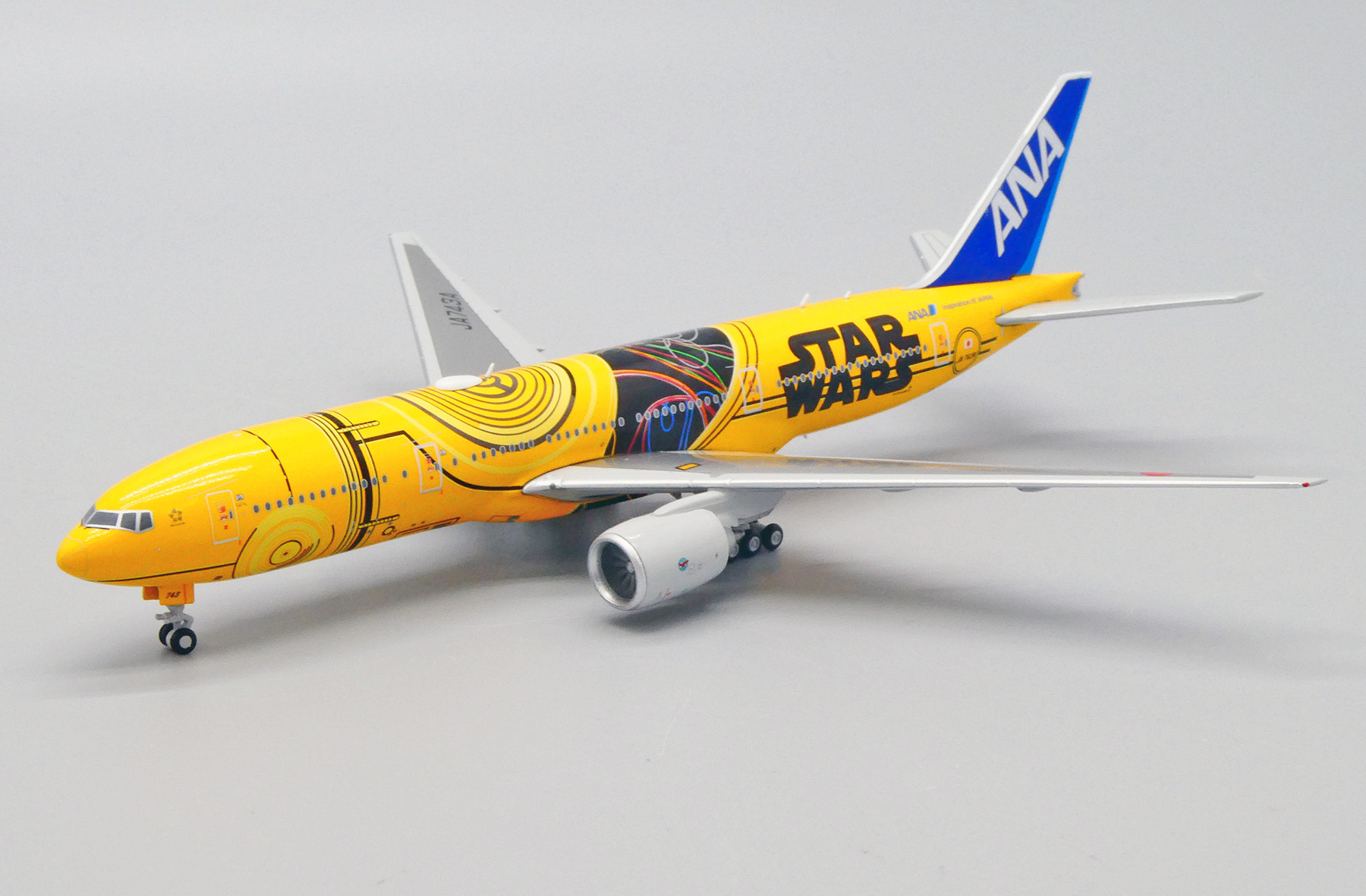 JC Wings All Nippon Airways ANA Star Wars C-3PO 777-200ER JA743A 1:400