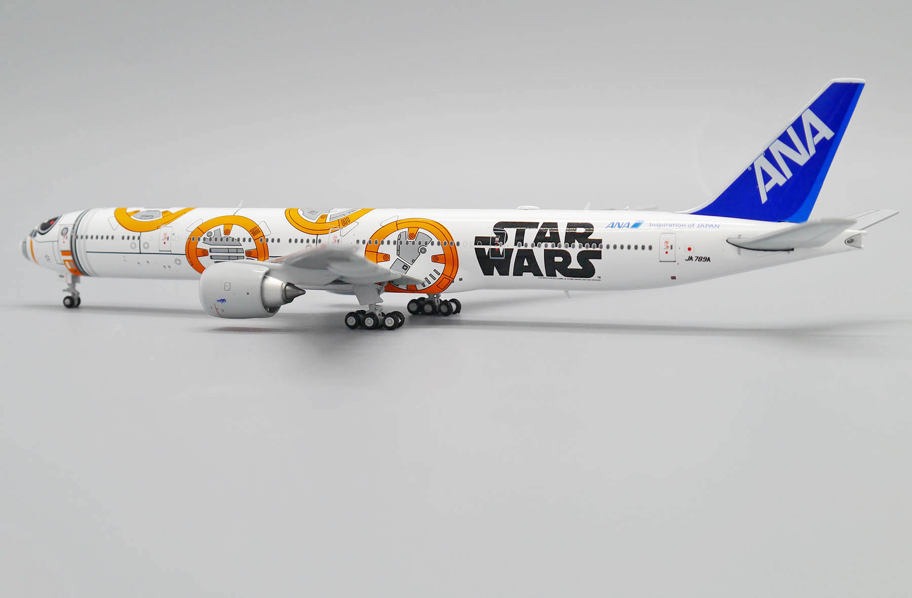 新品未開封・非売品】BB-8 ANA B777-300ER プラモデル smcint.com