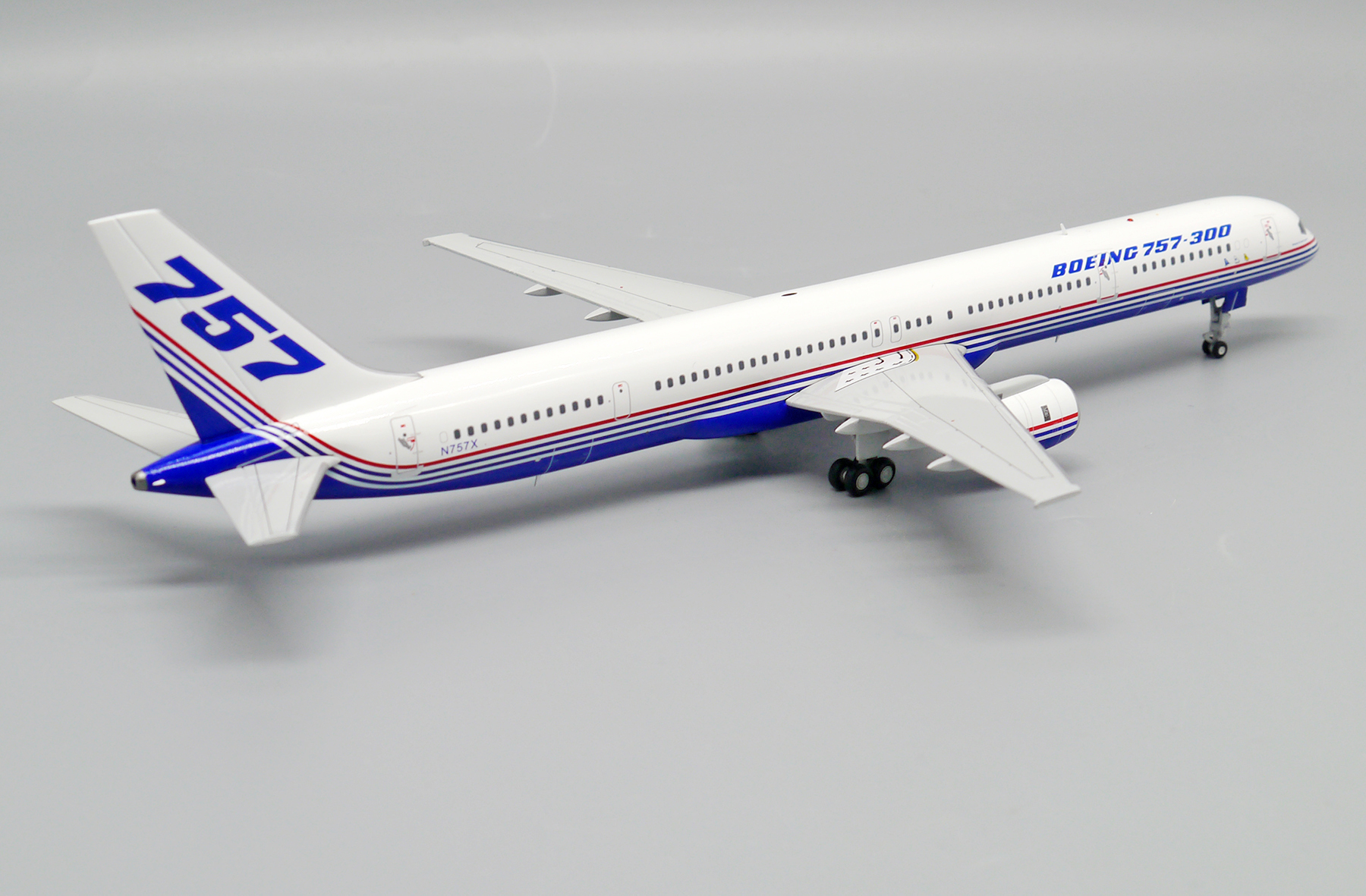 ScaleModelStore.com :: JC Wings 1:200 - LH2240 - Boeing House Colors ...