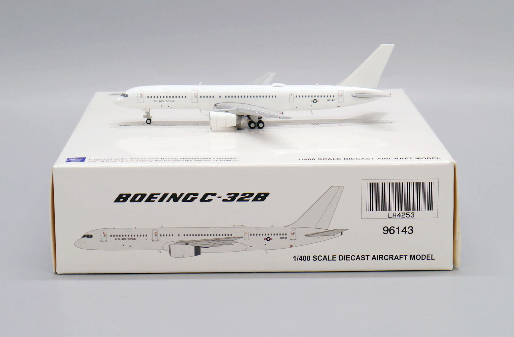 ScaleModelStore.com :: JC Wings 1:400 - LH4253 - USAF Boeing