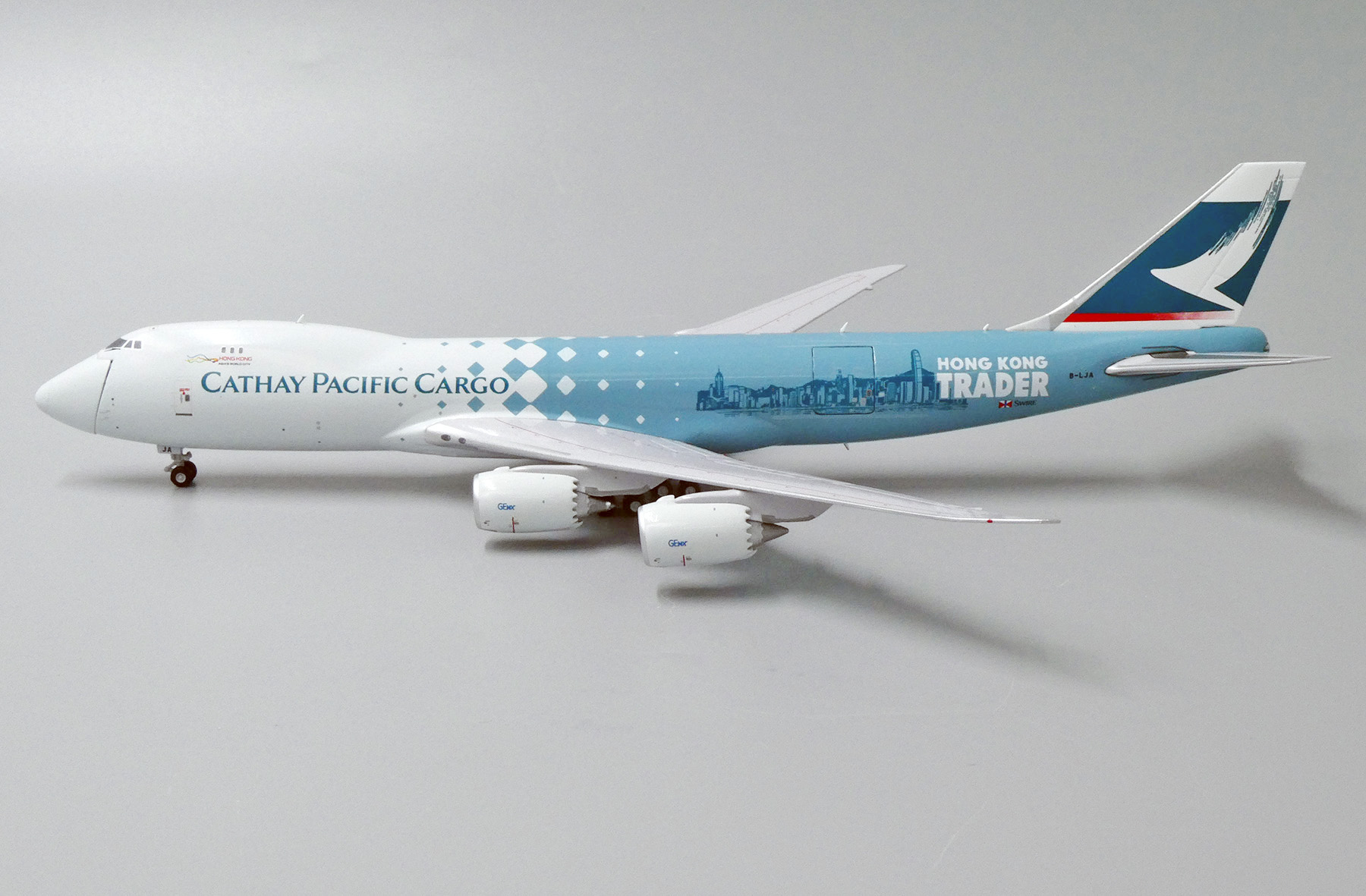 1/400 Magic Cathay Pacific(キャセイパシフィック航空）B 747-467/VR