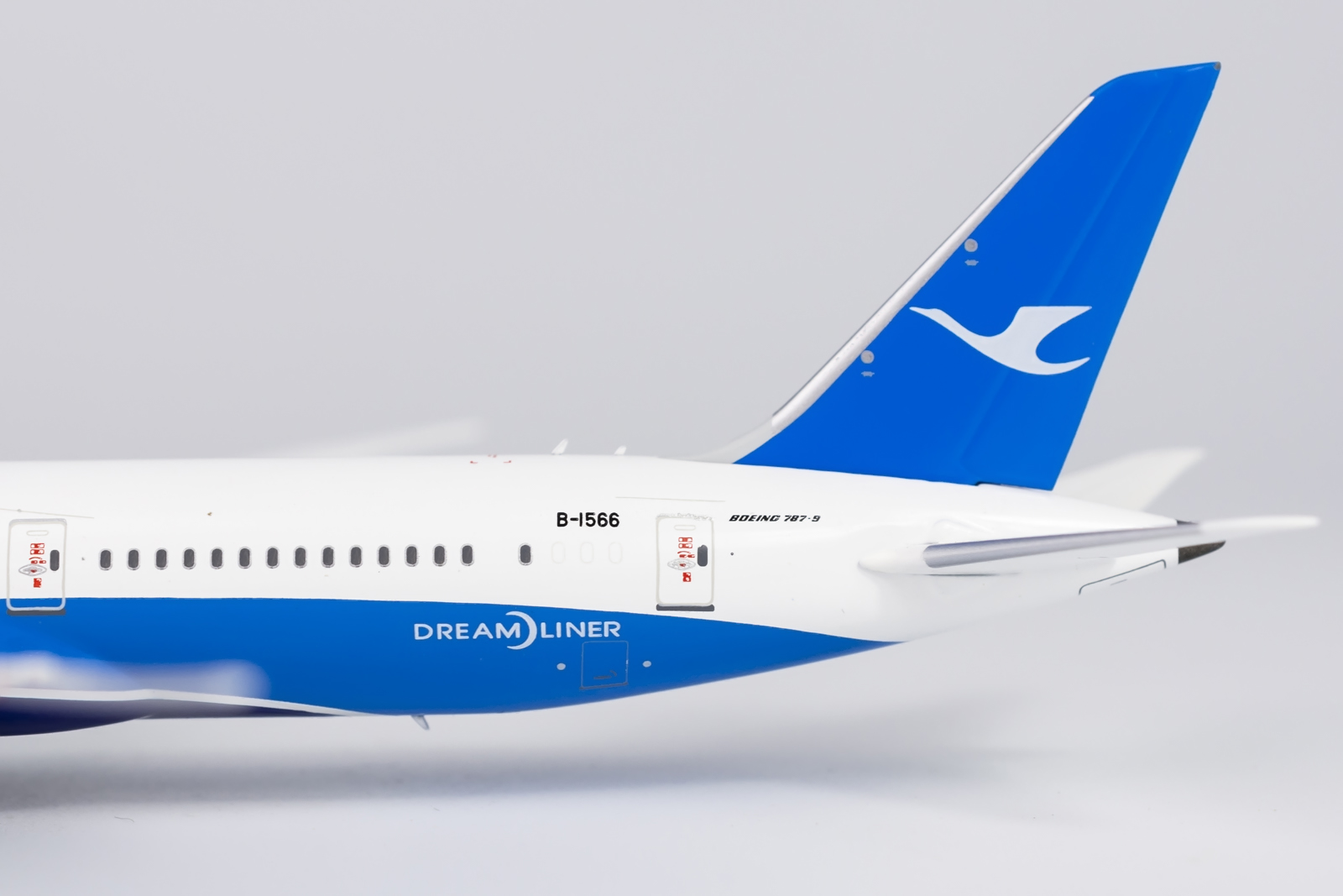 ScaleModelStore.com :: NG Models 1:400 - 55072 - Xiamen