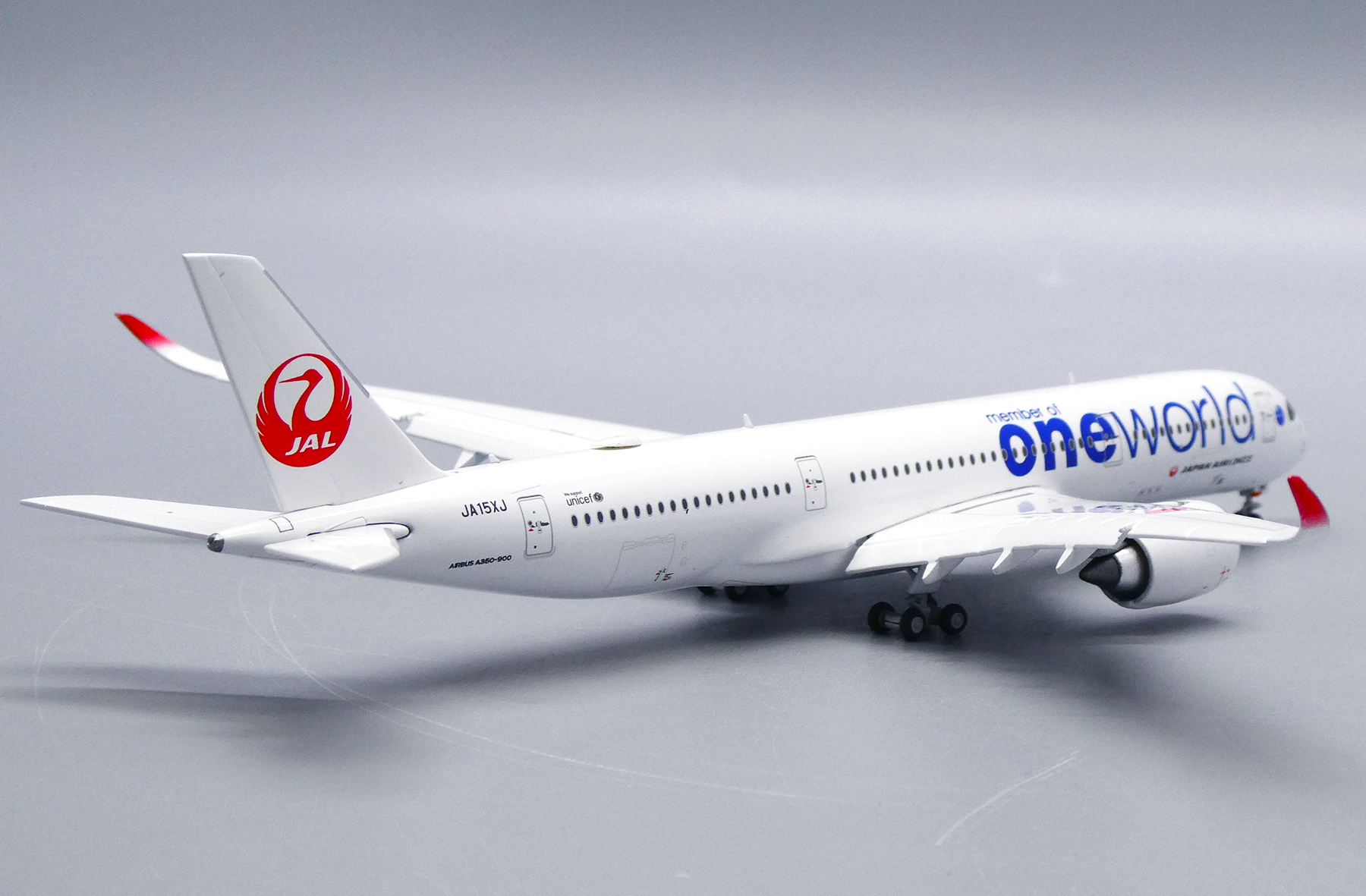 Japan Airlines (OneWorld) Airbus A350-900