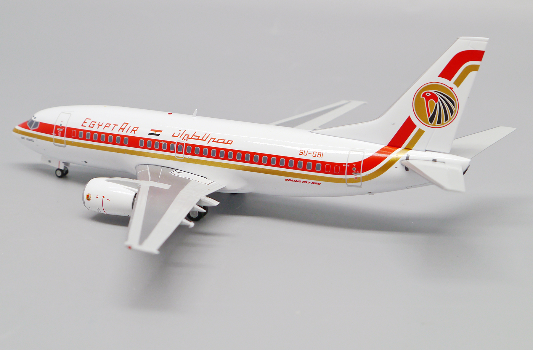 BOEING 737-400SF MERCADO LIVRE REG: PR-SDM WITH STAND - JC WINGS JC20103  1/200