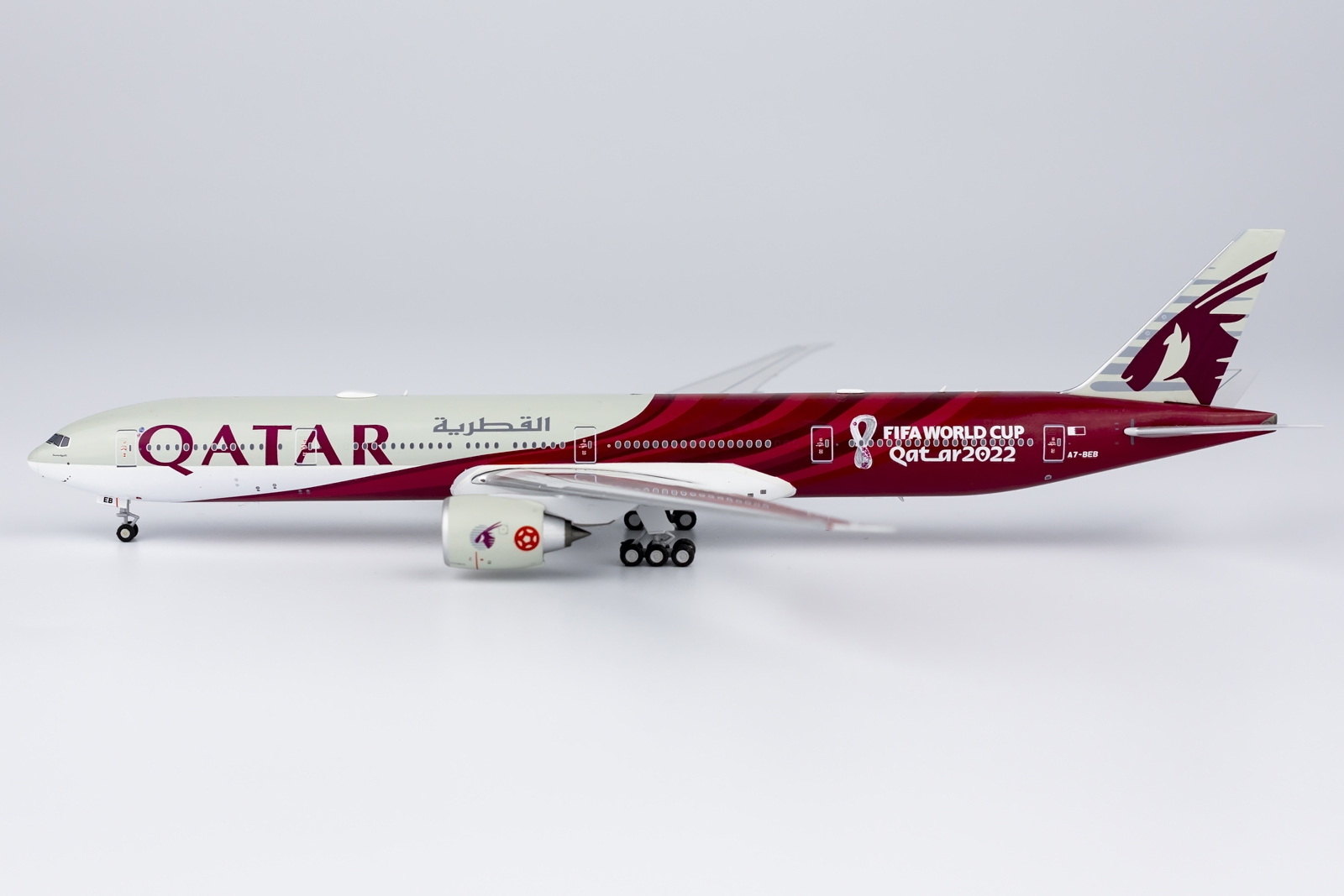 Quatar Model ScaleModelStore.com :: NG Models 1:400 - 73028 - Qatar Airways Boeing ...