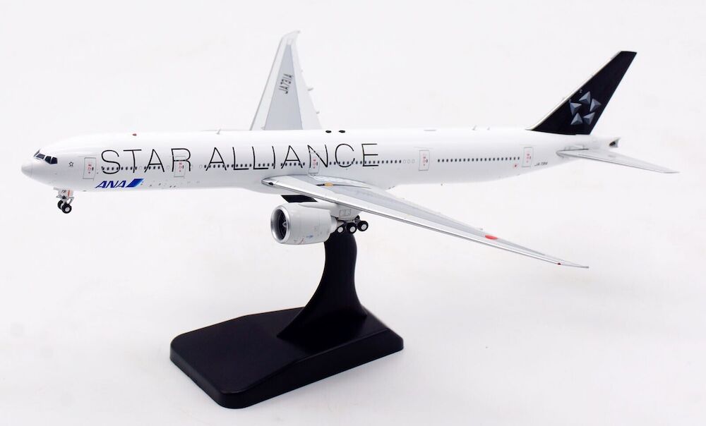 ANA - All Nippon Airways (Star Alliance) Boeing 777-381/ER