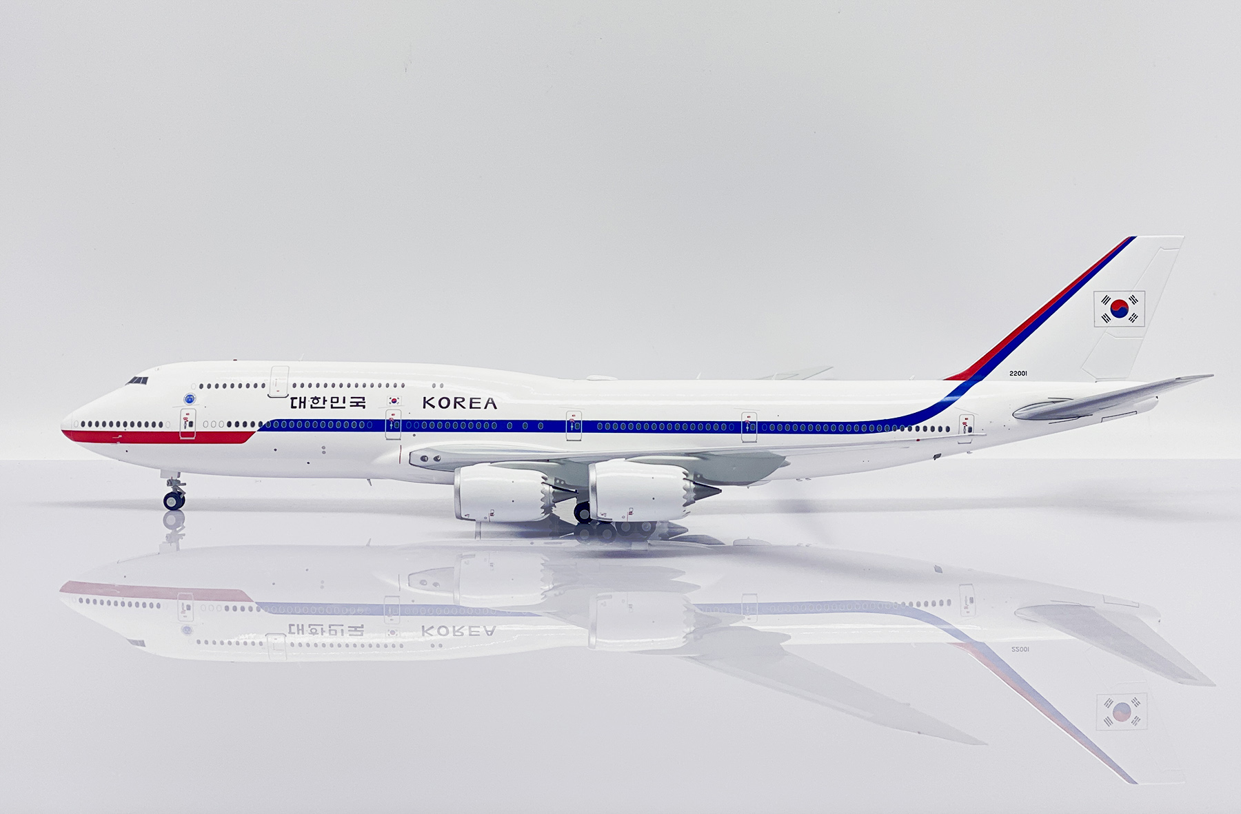 Jcwings Lufthansa 747-8i D-ABYM 1/200 878881 | eBay
