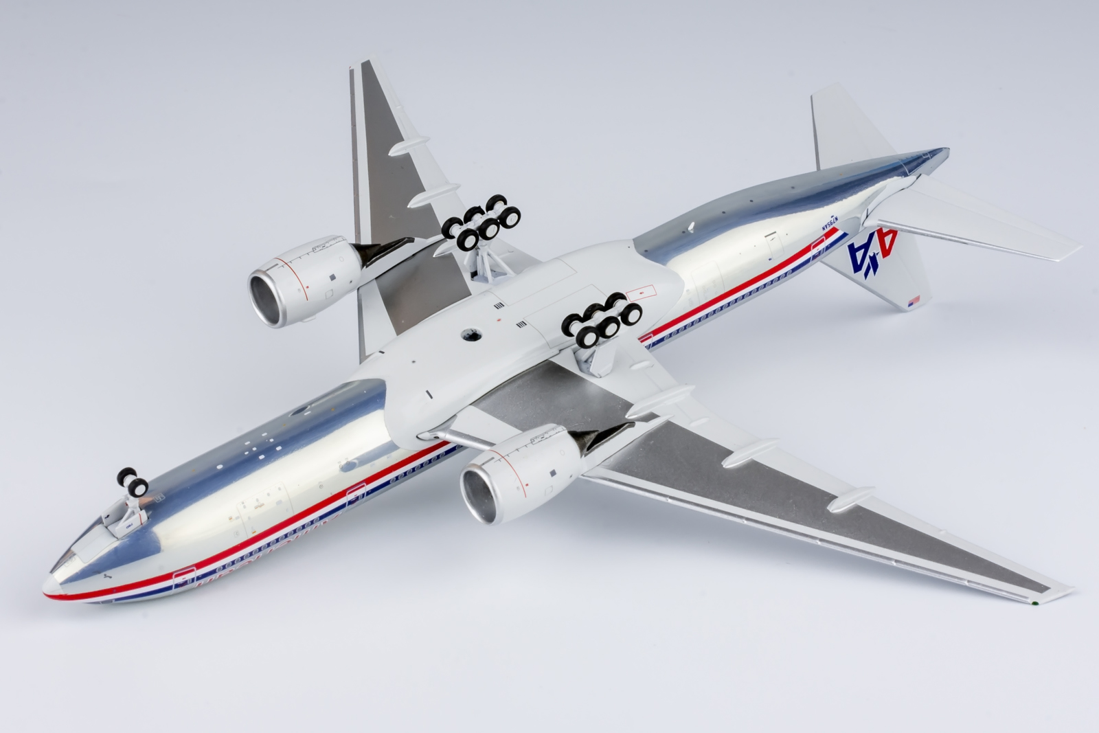 Amazon.co.jp: NGmodel アメリカン航空 777-200ER N796AN 1/400