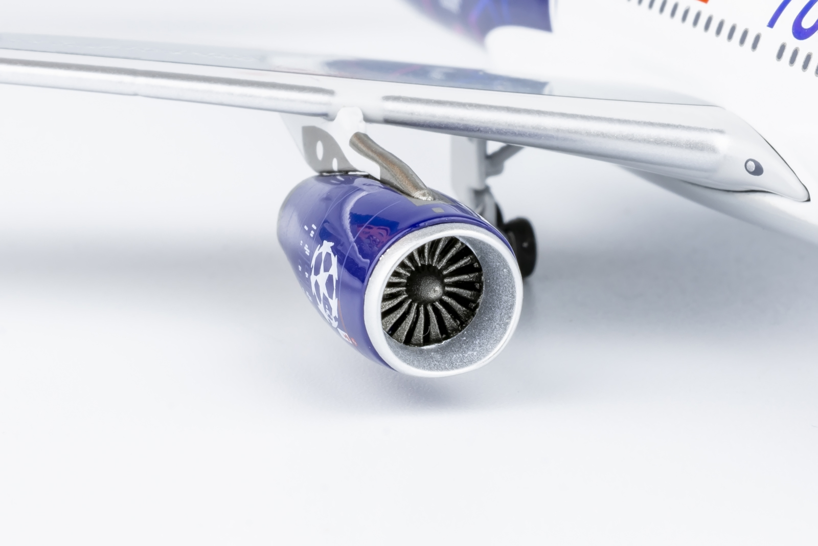 Aero Classics New Releases ezToys - Diecast Models and