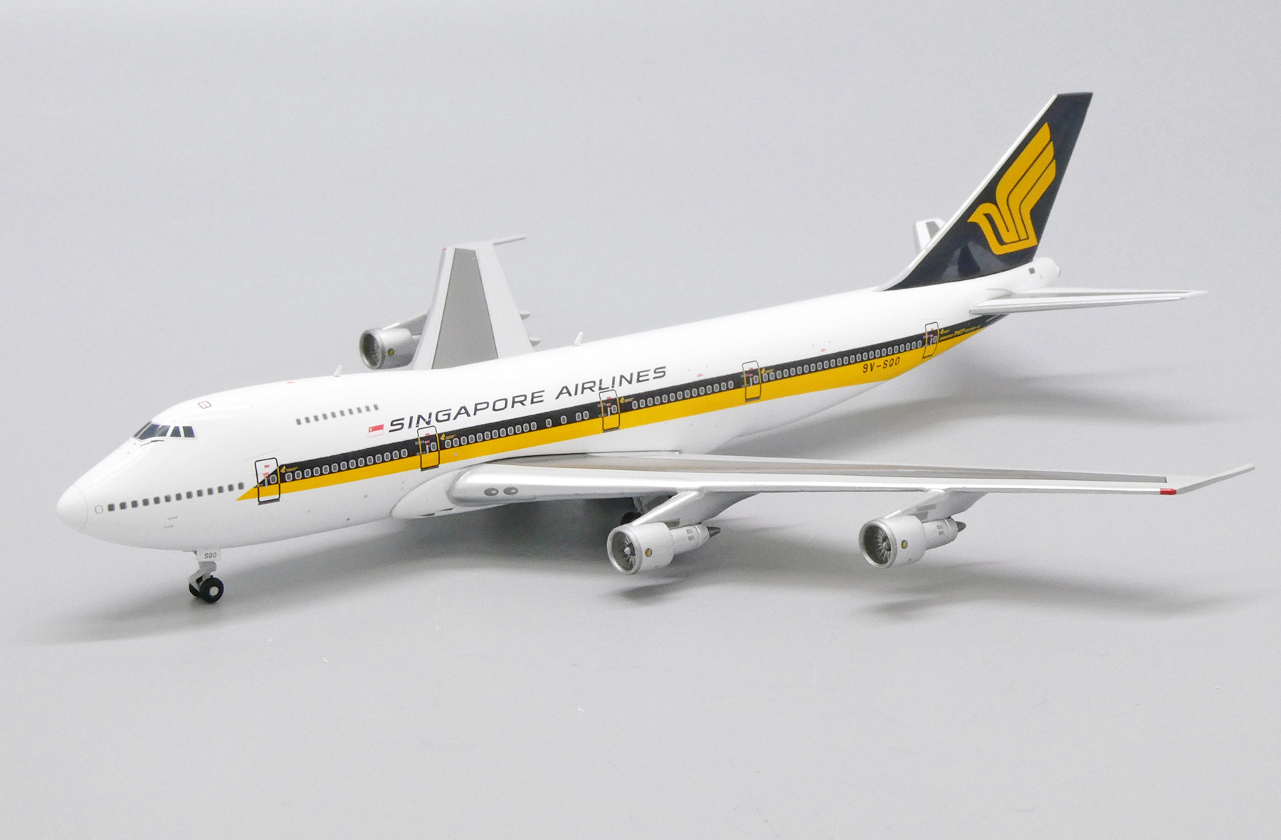 ScaleModelStore.com :: JC Wings 1:400 - EW4742002 - Singapore