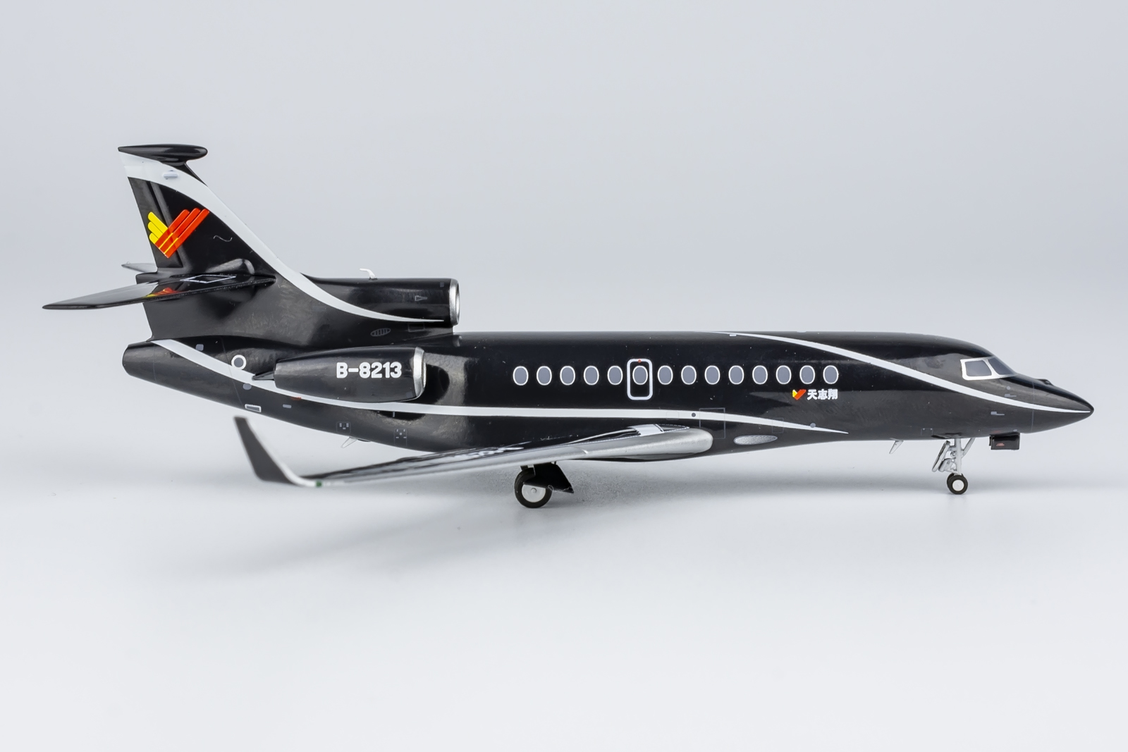 ScaleModelStore NG Models 1 200 71025 Deer Jet Dassault ScaleModelStore NG Models 1 200 71025 Deer Jet Dassault