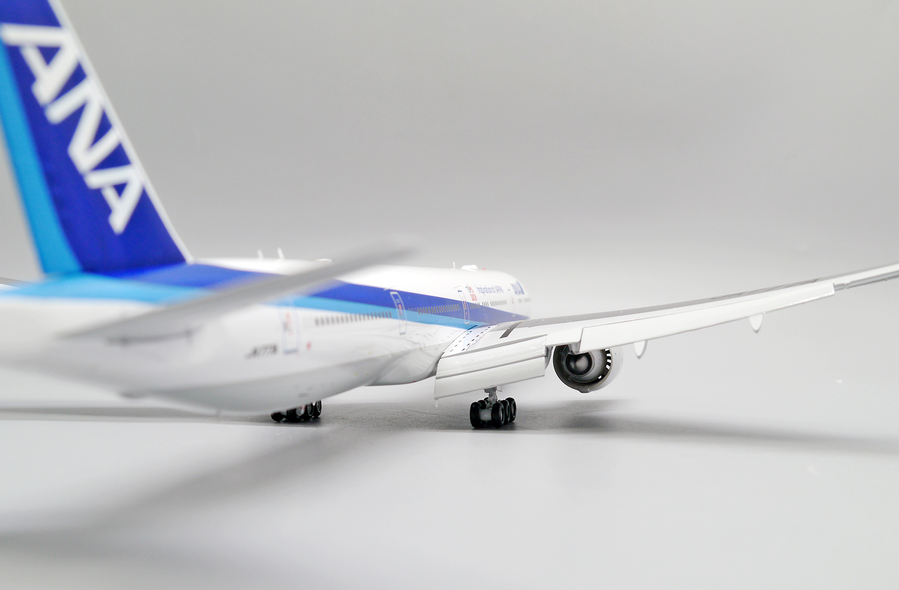 JC Wings 1/200 ANA Boeing 777-300ER JA777A EW277W005
