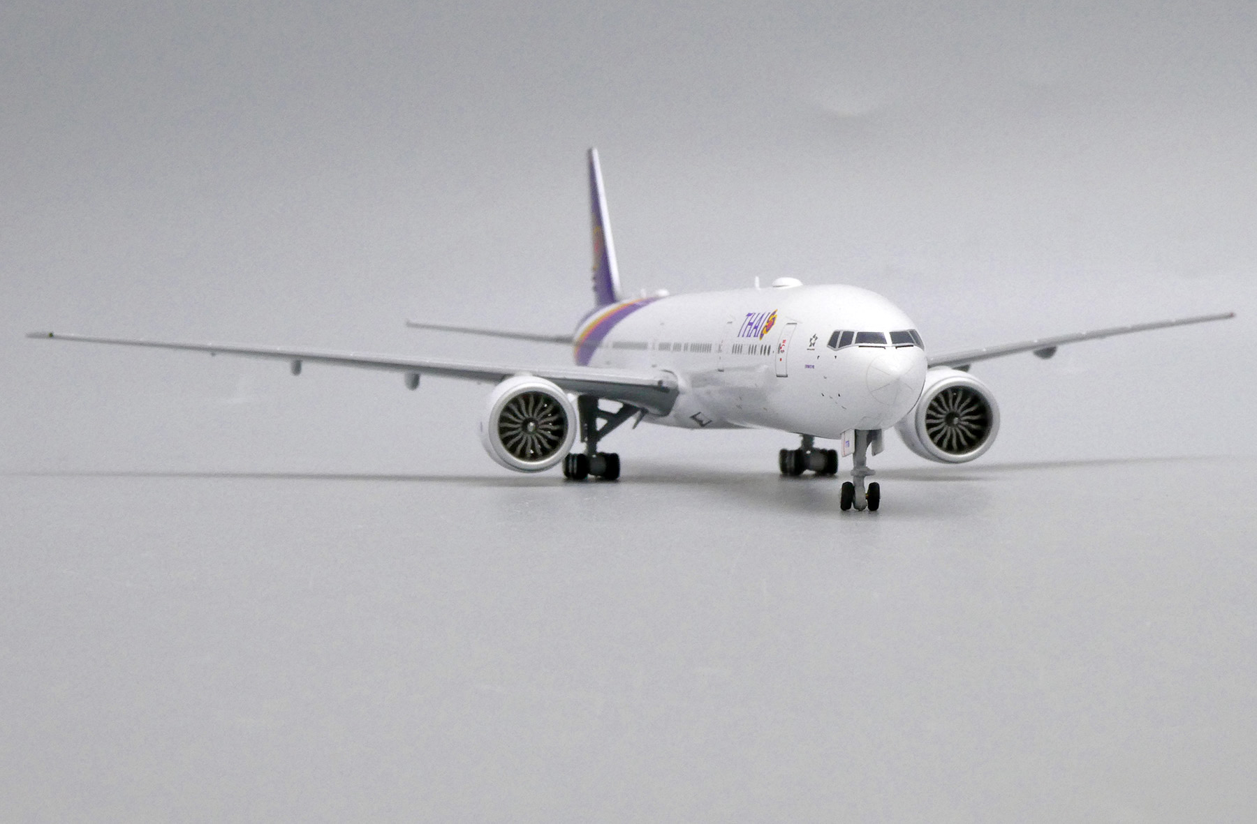 ScaleModelStore.com :: JC Wings 1:400 - XX4900 - Thai