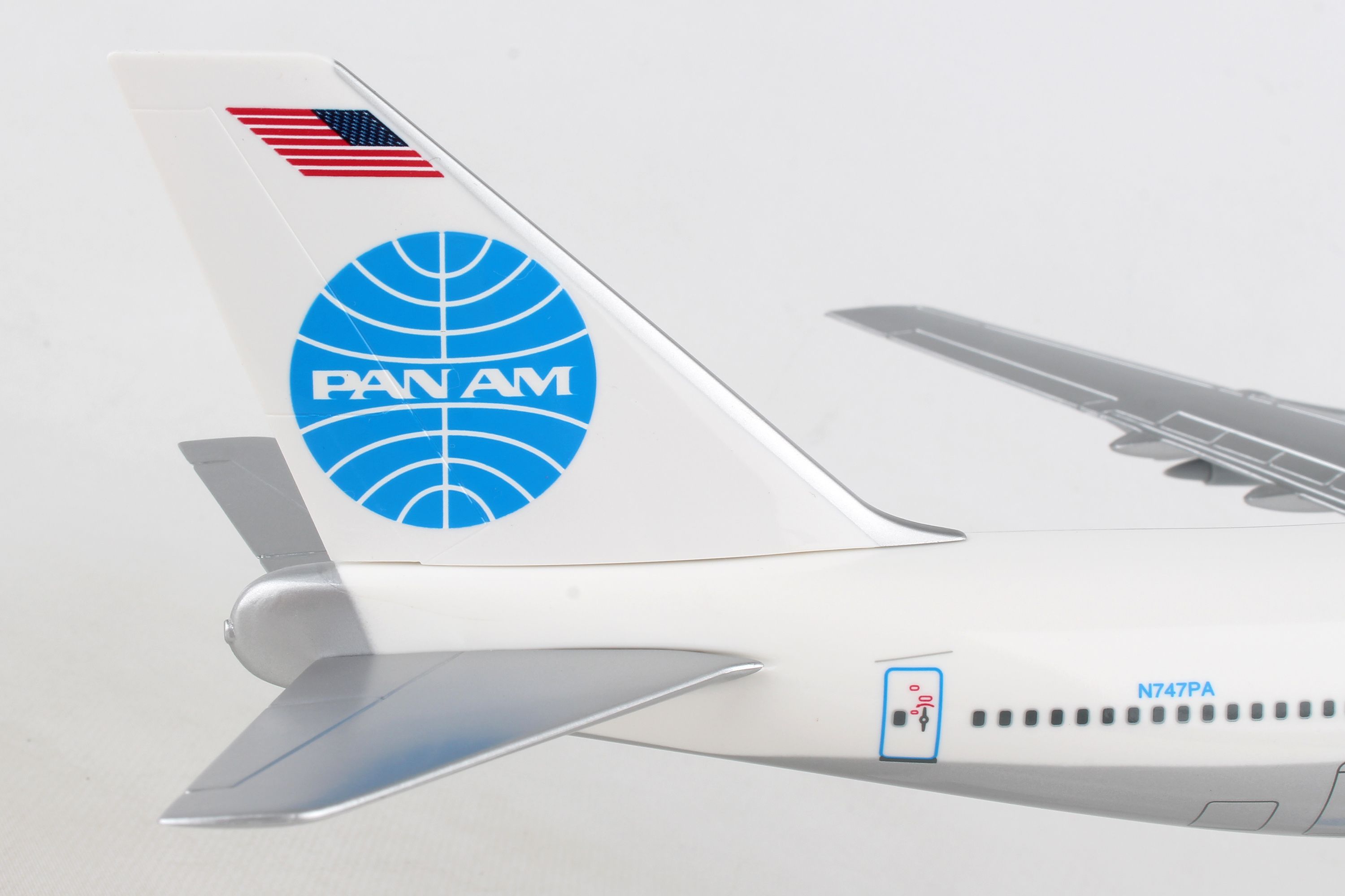 ScaleModelStore.com :: Skymarks 1:200 - SKR998 - Pan ScaleModelStore.com :: Skymarks 1:200 - SKR998 - Pan
