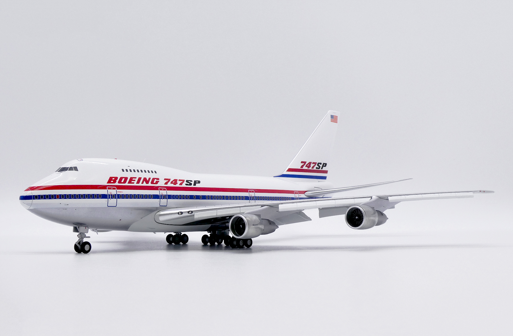 ScaleModelStore.com :: JC Wings 1:200 - LH2458A - Boeing