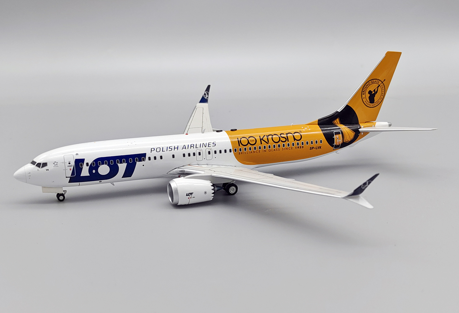 【SEAL限定商品】 ScaleModelStore.com :: IF738MLO0824 - 1:200 Inflight200 民間航空機