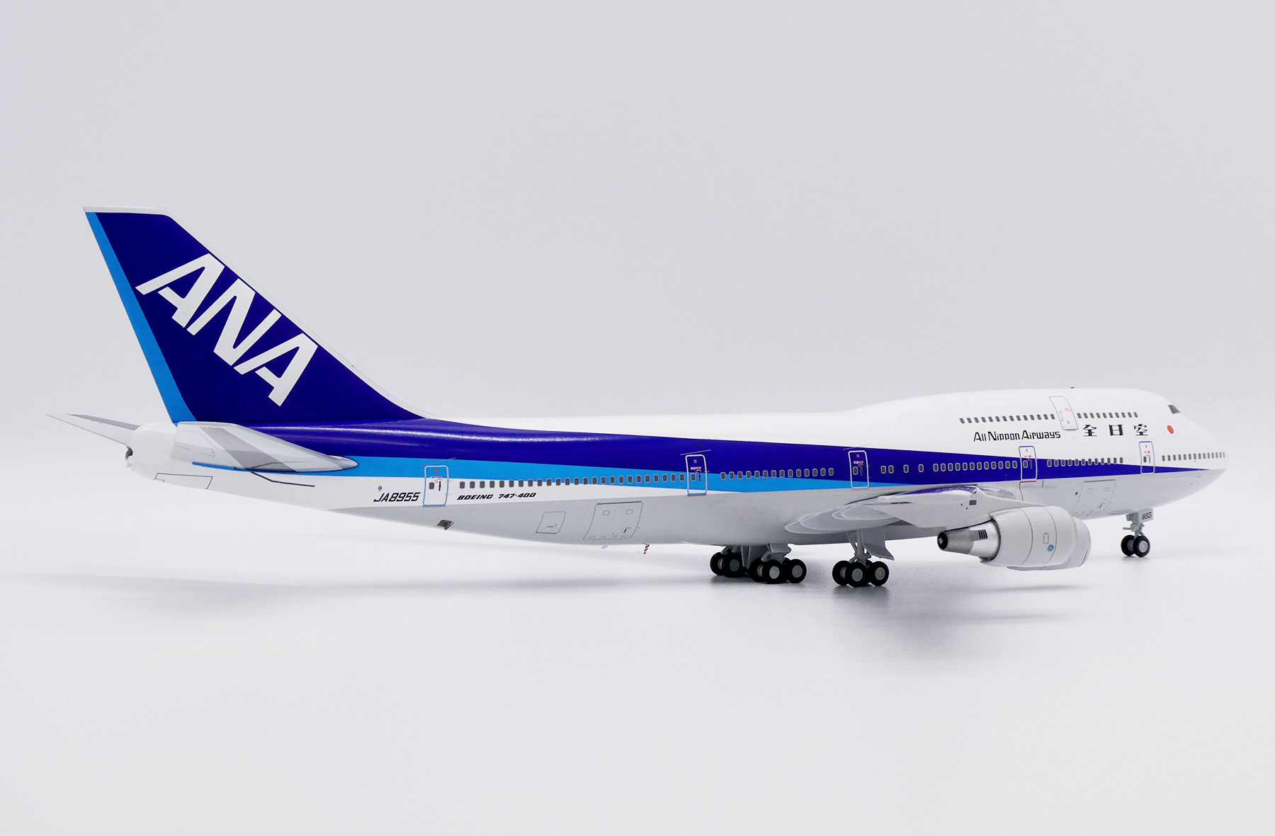 ScaleModelStore.com :: JC Wings 1:200 - XX20443 - ANA All