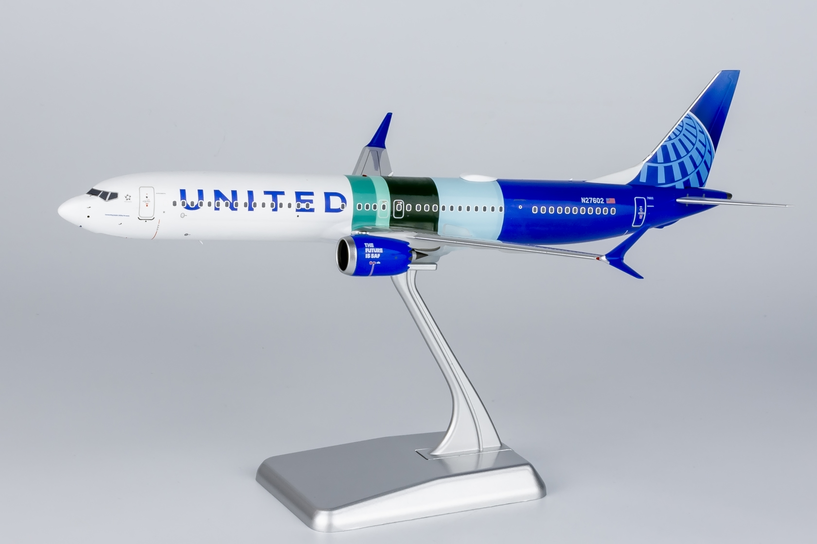 Amazon.com: Boeing Unified 737 MAX 10 1:200 Model : Arts
